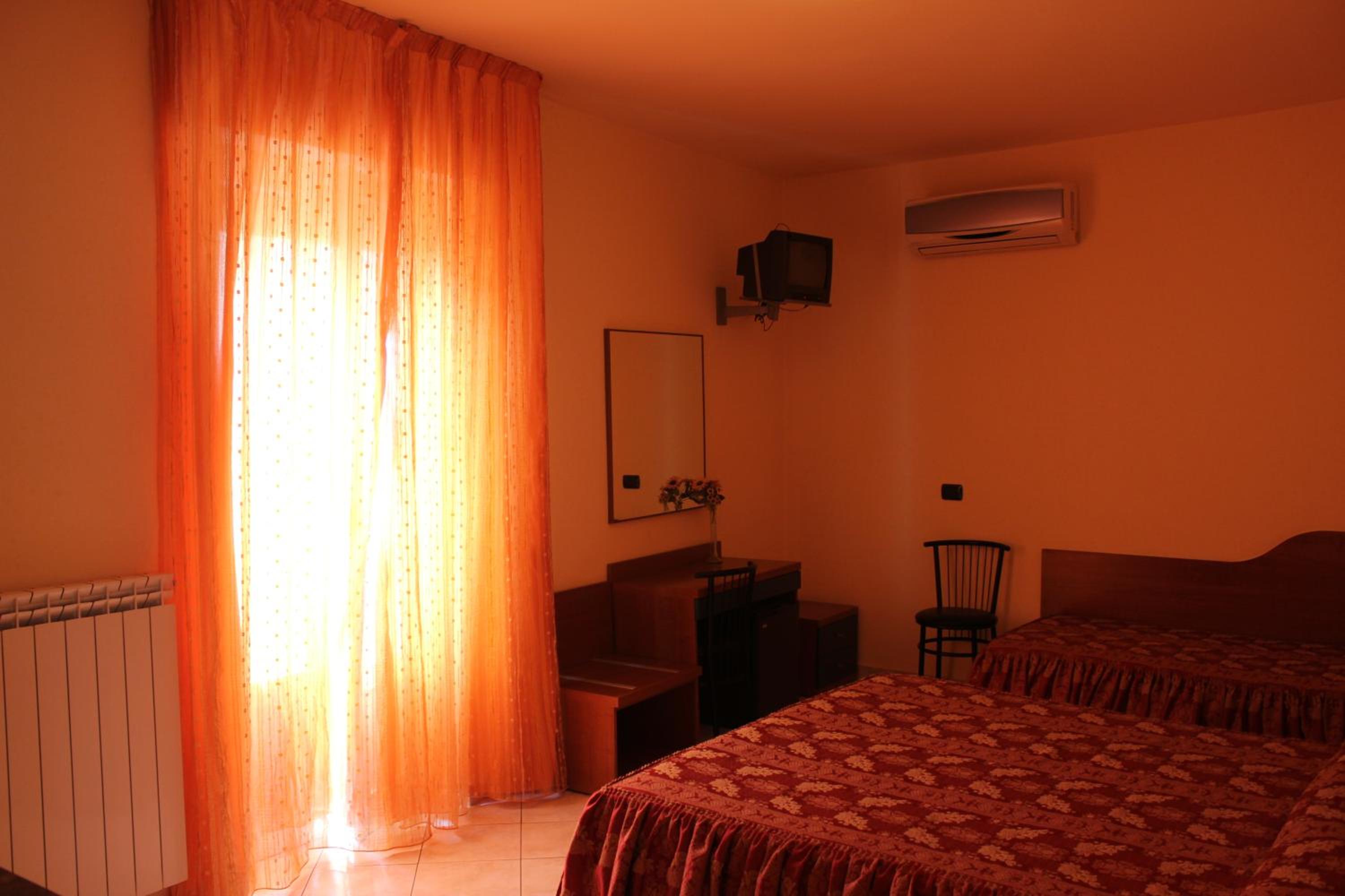 Triple Room - Photo 3