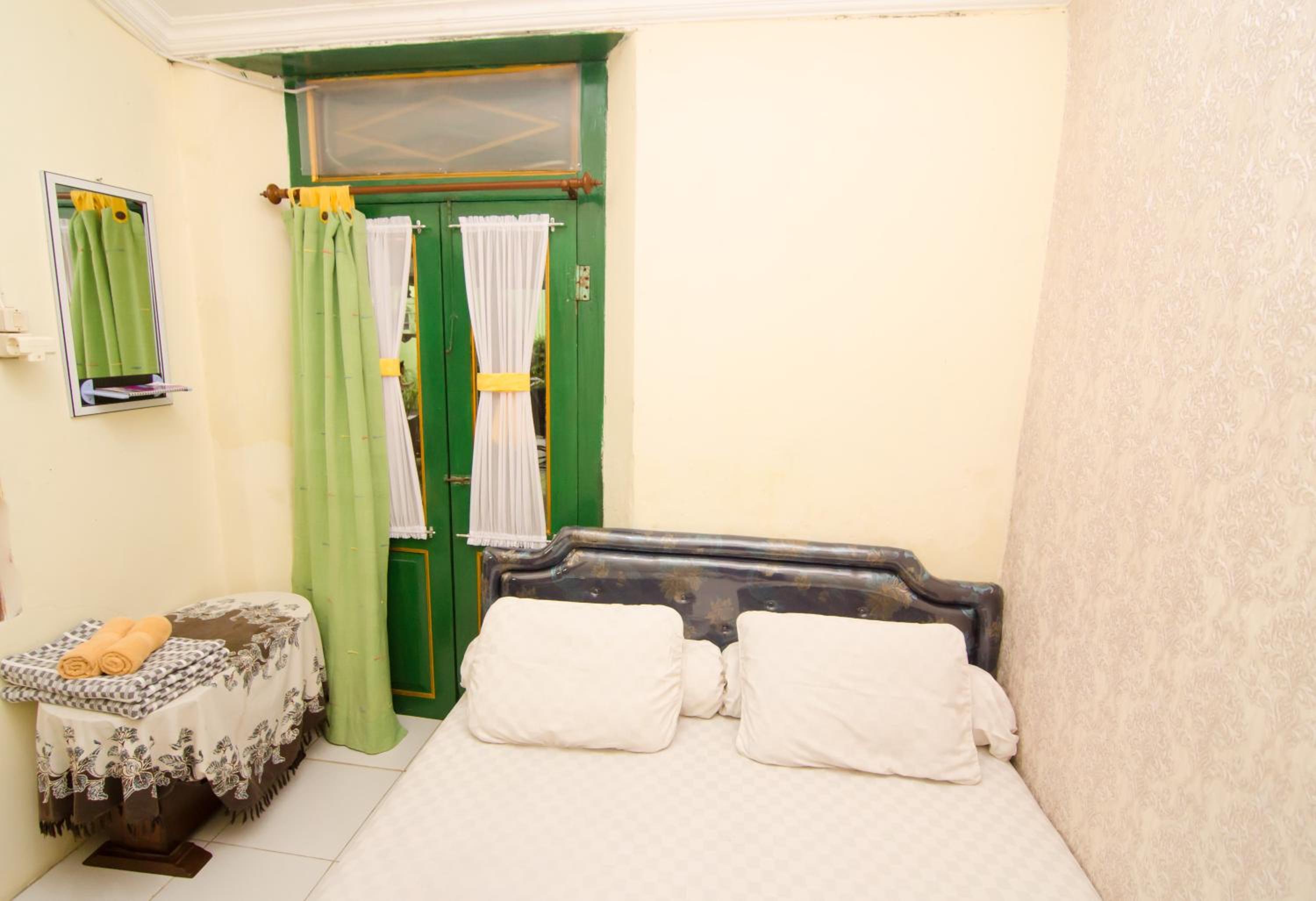 Double Room - Photo 3