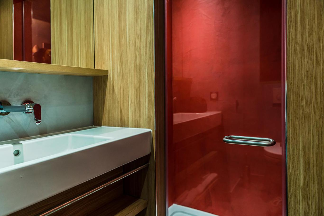 Quadruple Room with Private Bathroom with Seine View photo 2