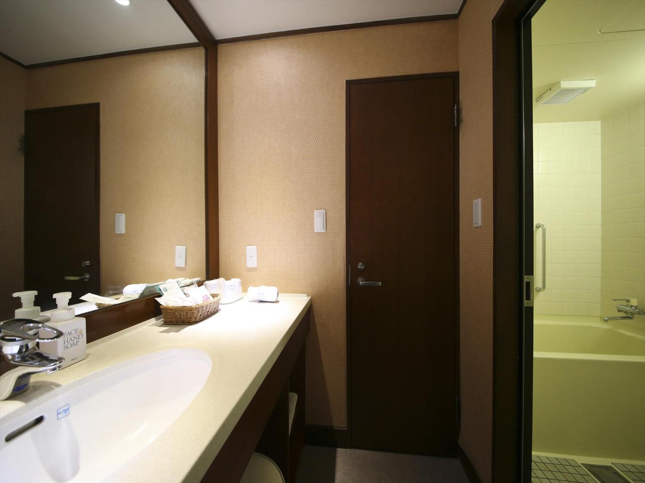 Superior Twin Room photo 3