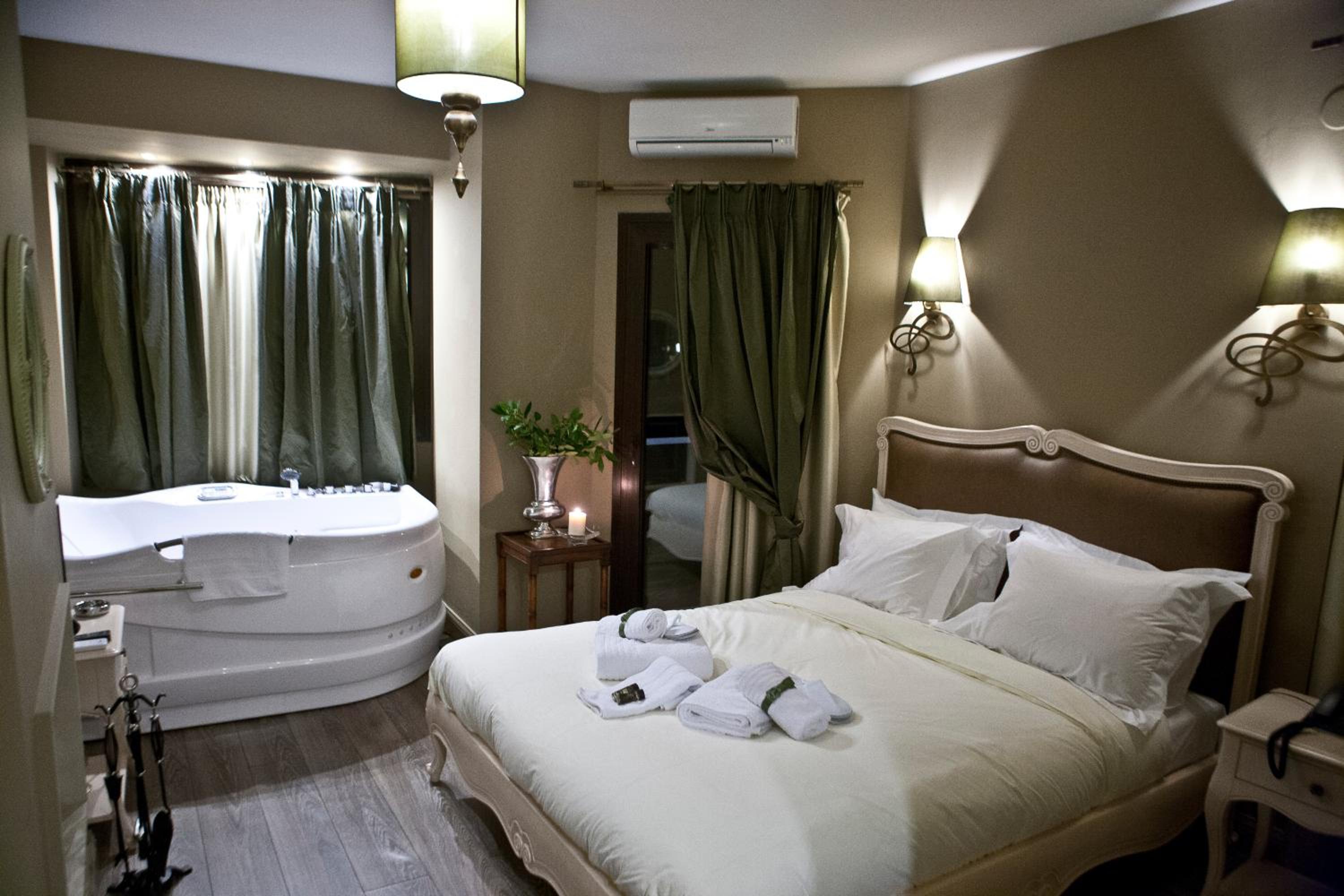 Superior Double Room - Photo 1