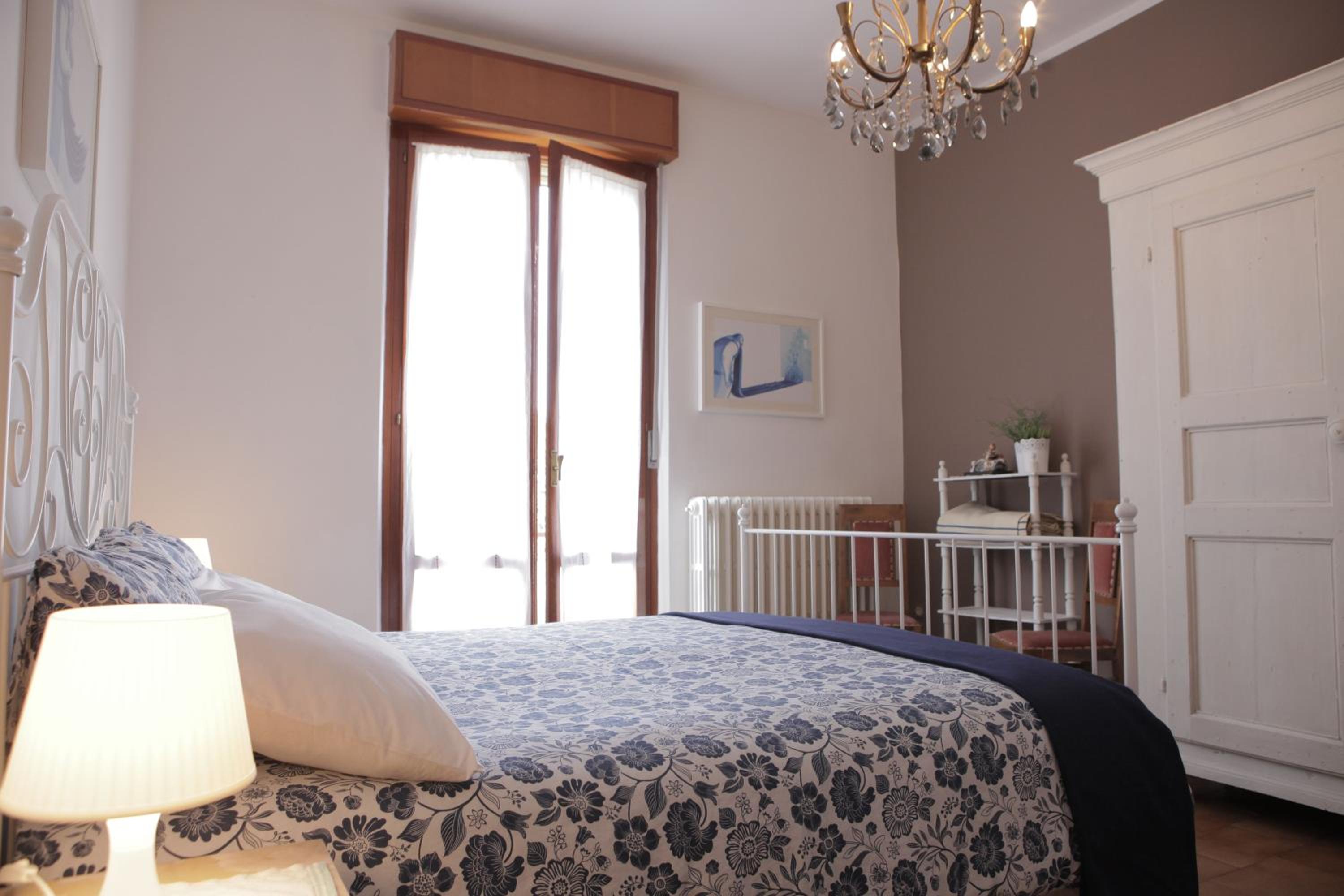 Double Room with Private Bathroom photo 2