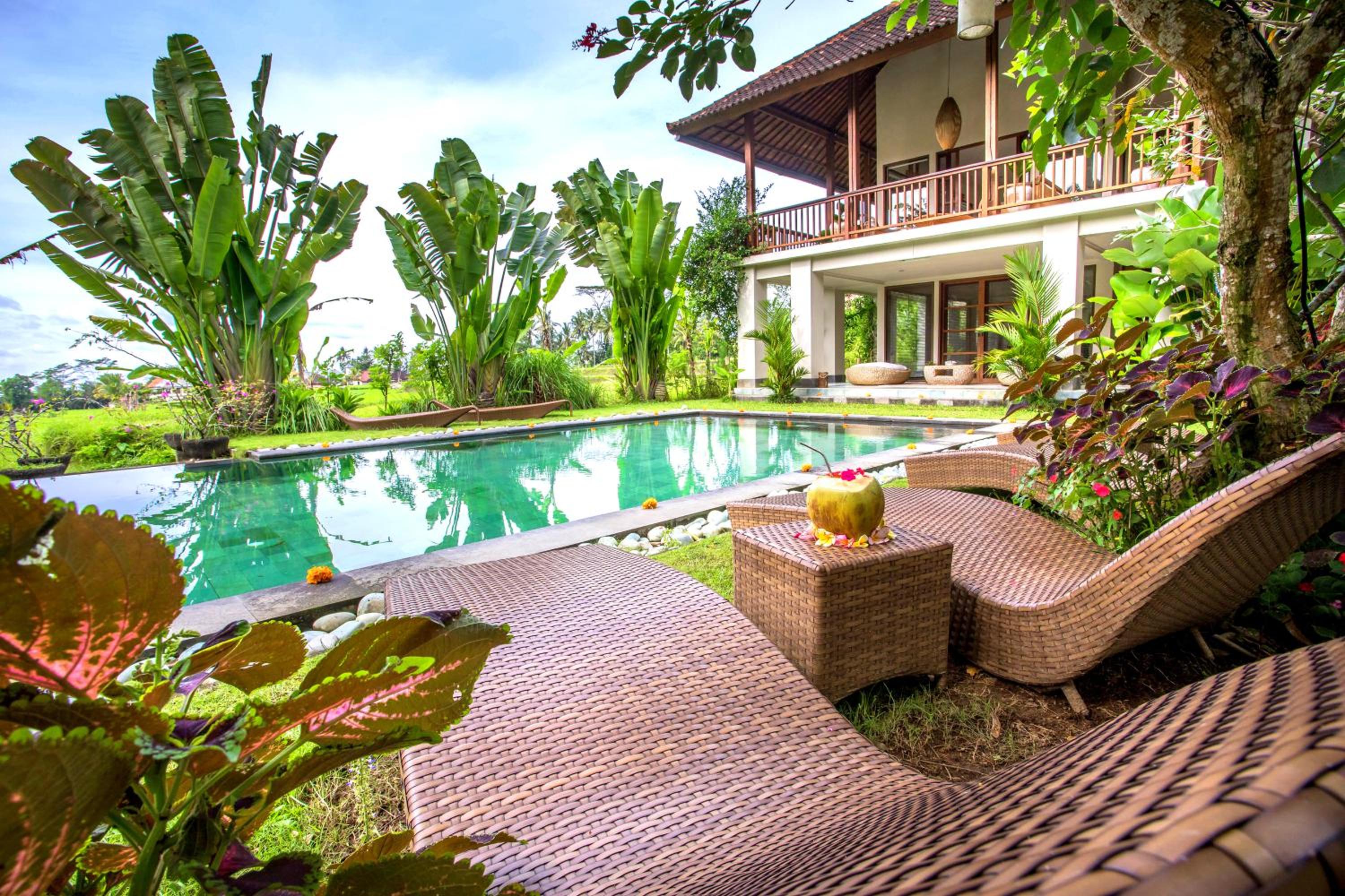 Three-Bedroom Villa - Photo 31