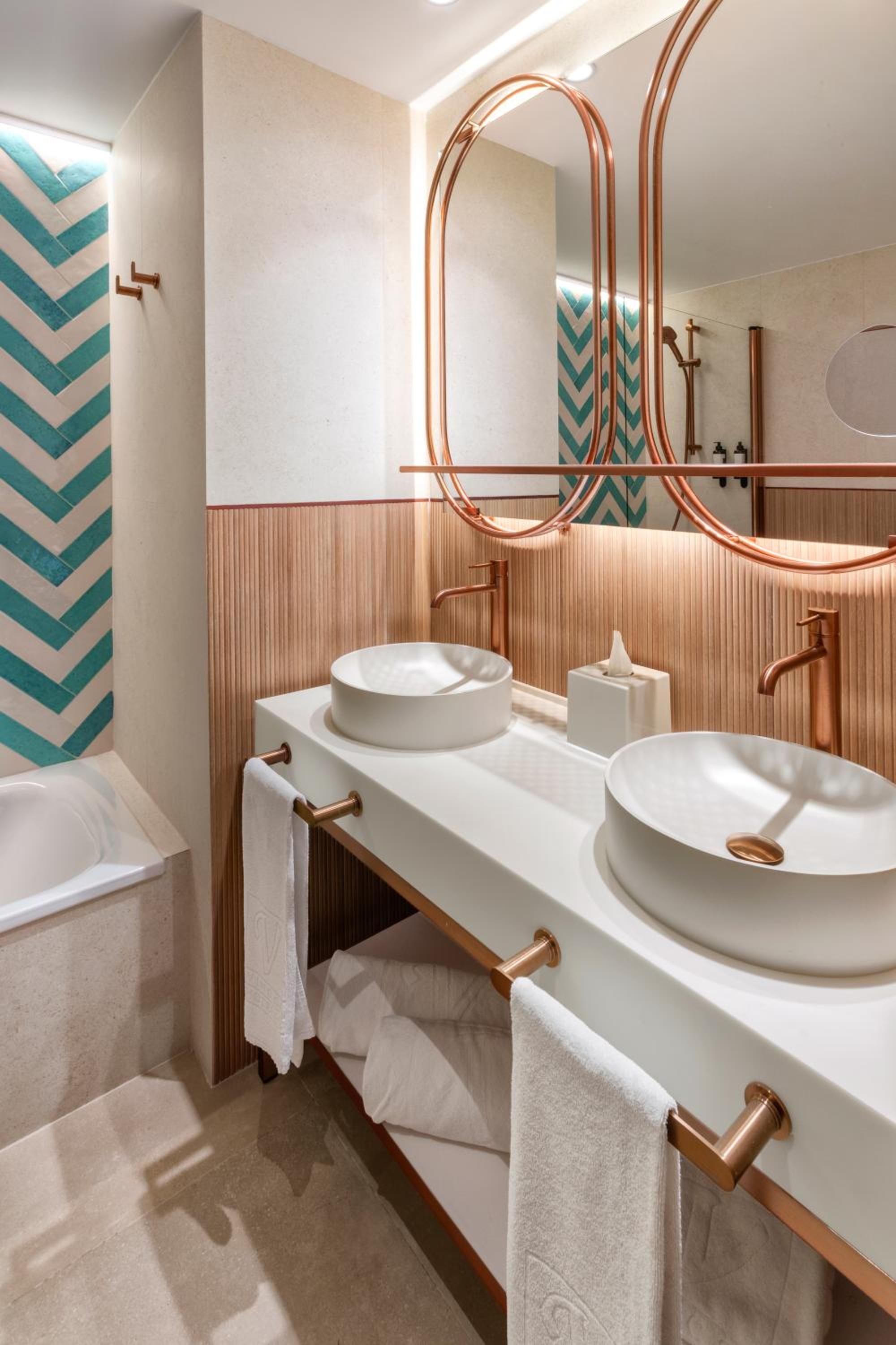 Junior Suite with Golf Course View (2 adults)