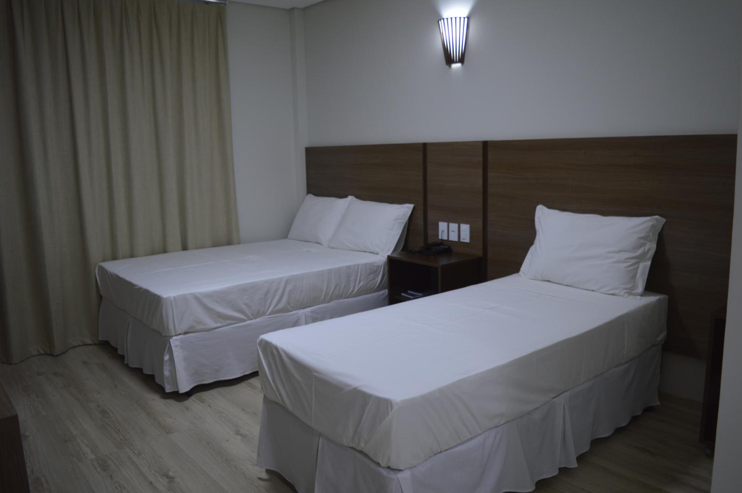 Deluxe Twin Room photo 2