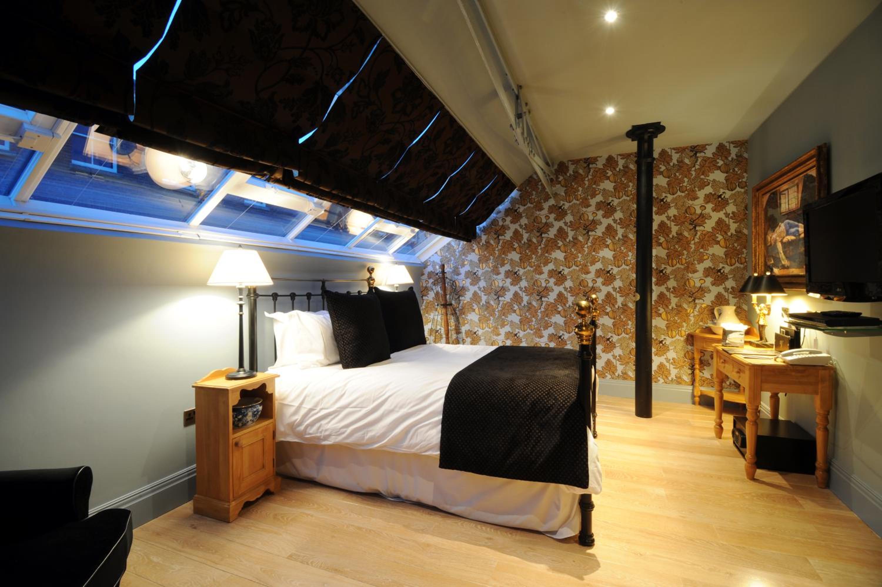 Classic King Room