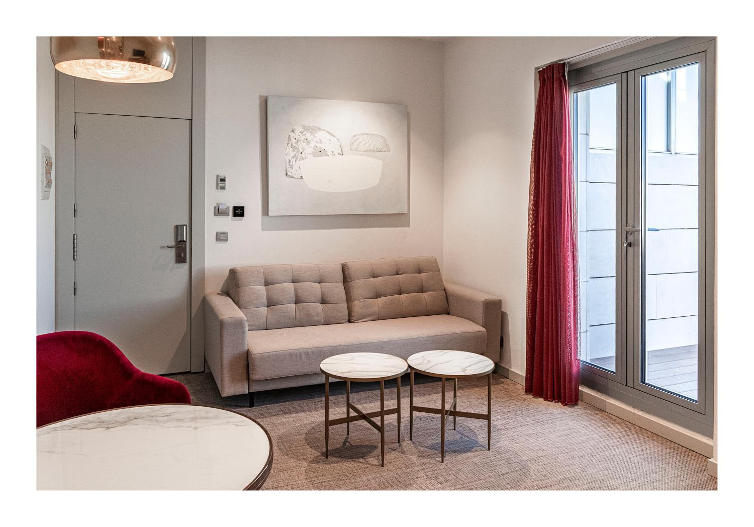 Suite with Terrace thumbnail 6