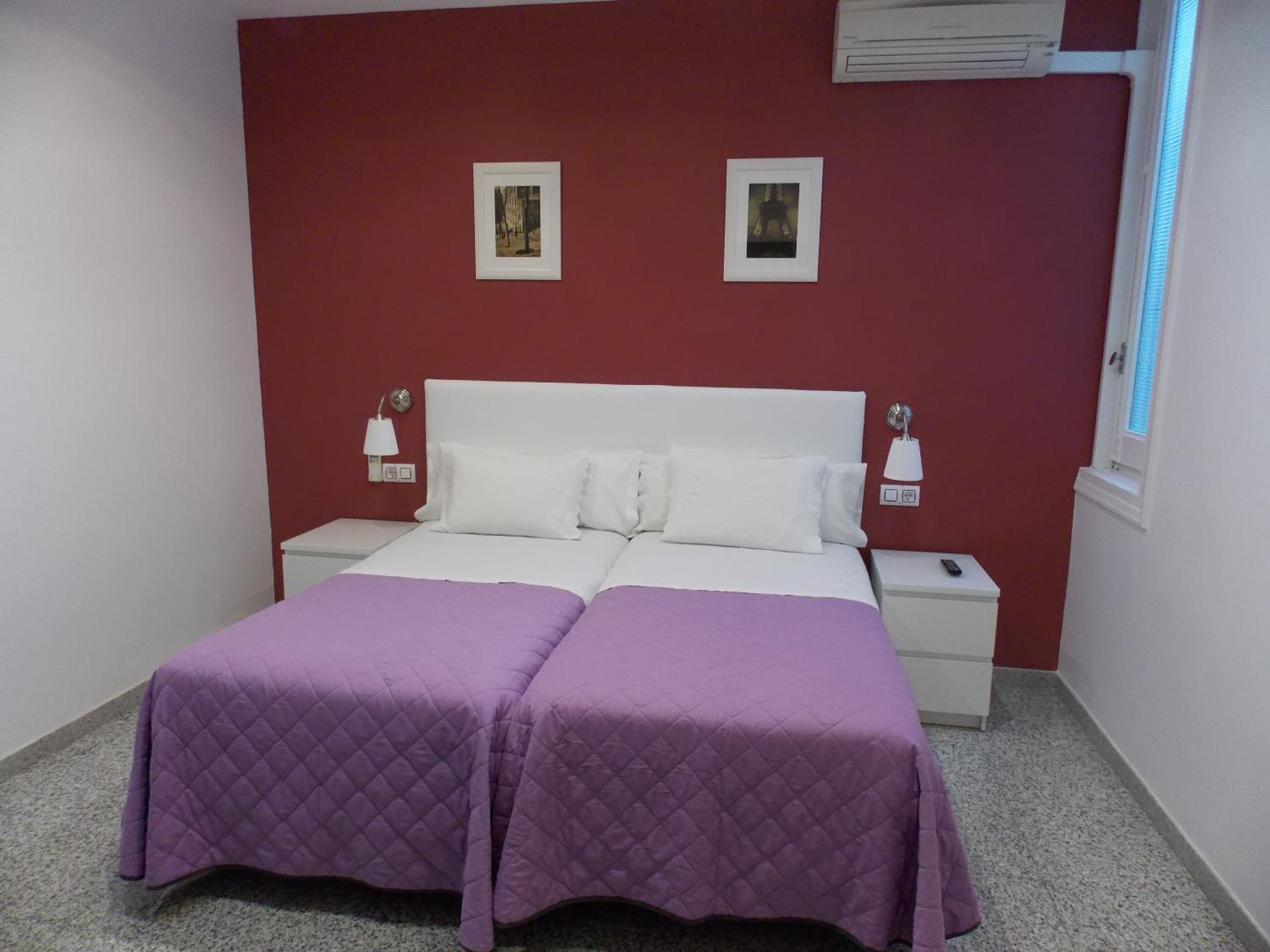 Habitación Doble con Baño Privado