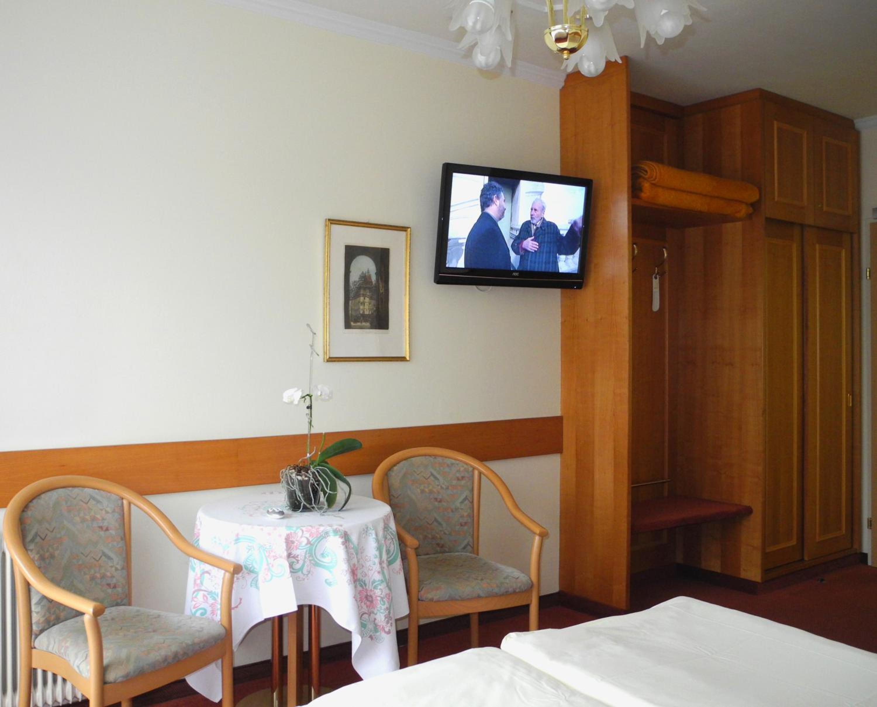 Double Room with Garden View - Photo 4