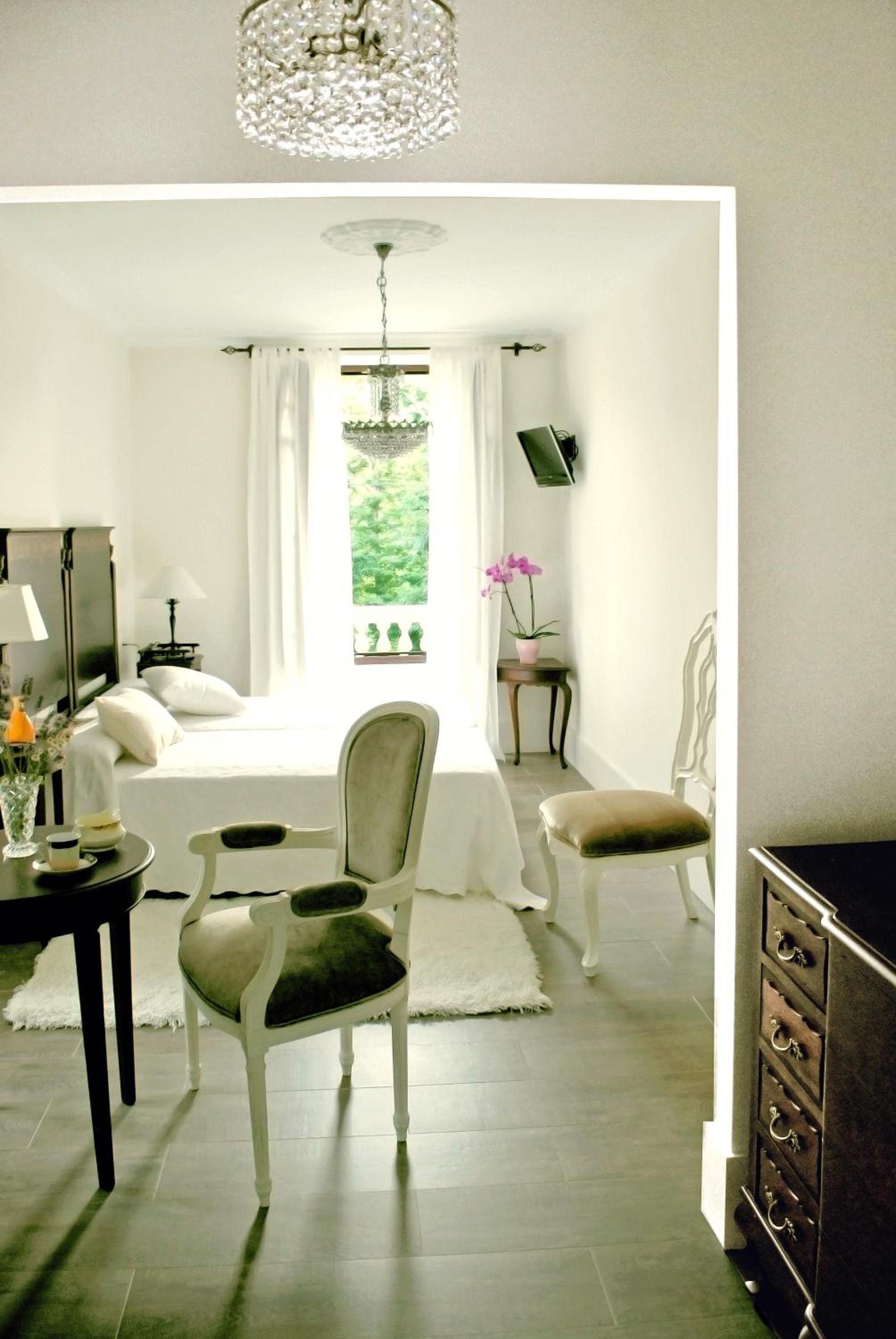 Superior Double or Twin Room - Photo 2