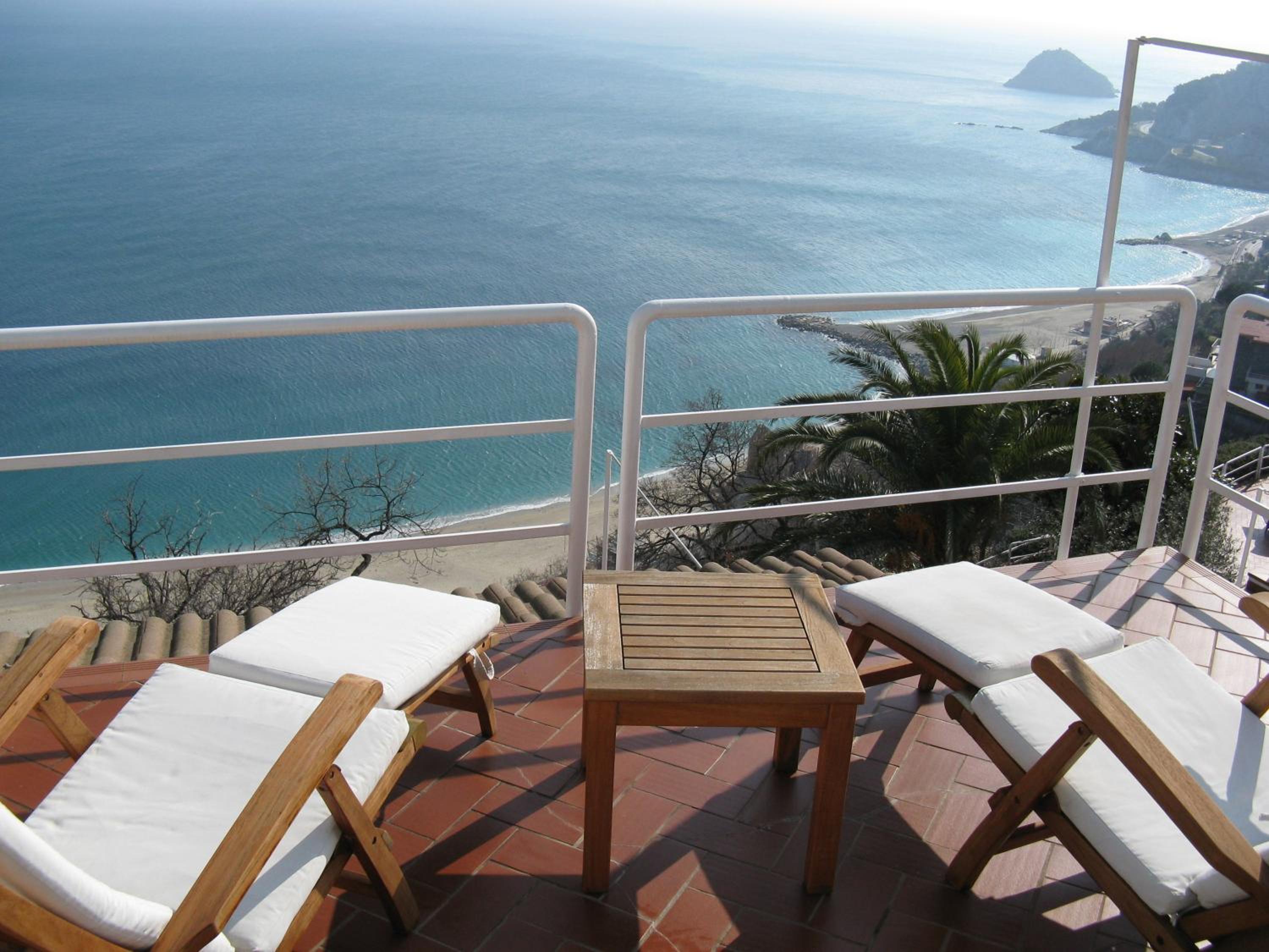 Junior Suite with Sea View - Photo 2