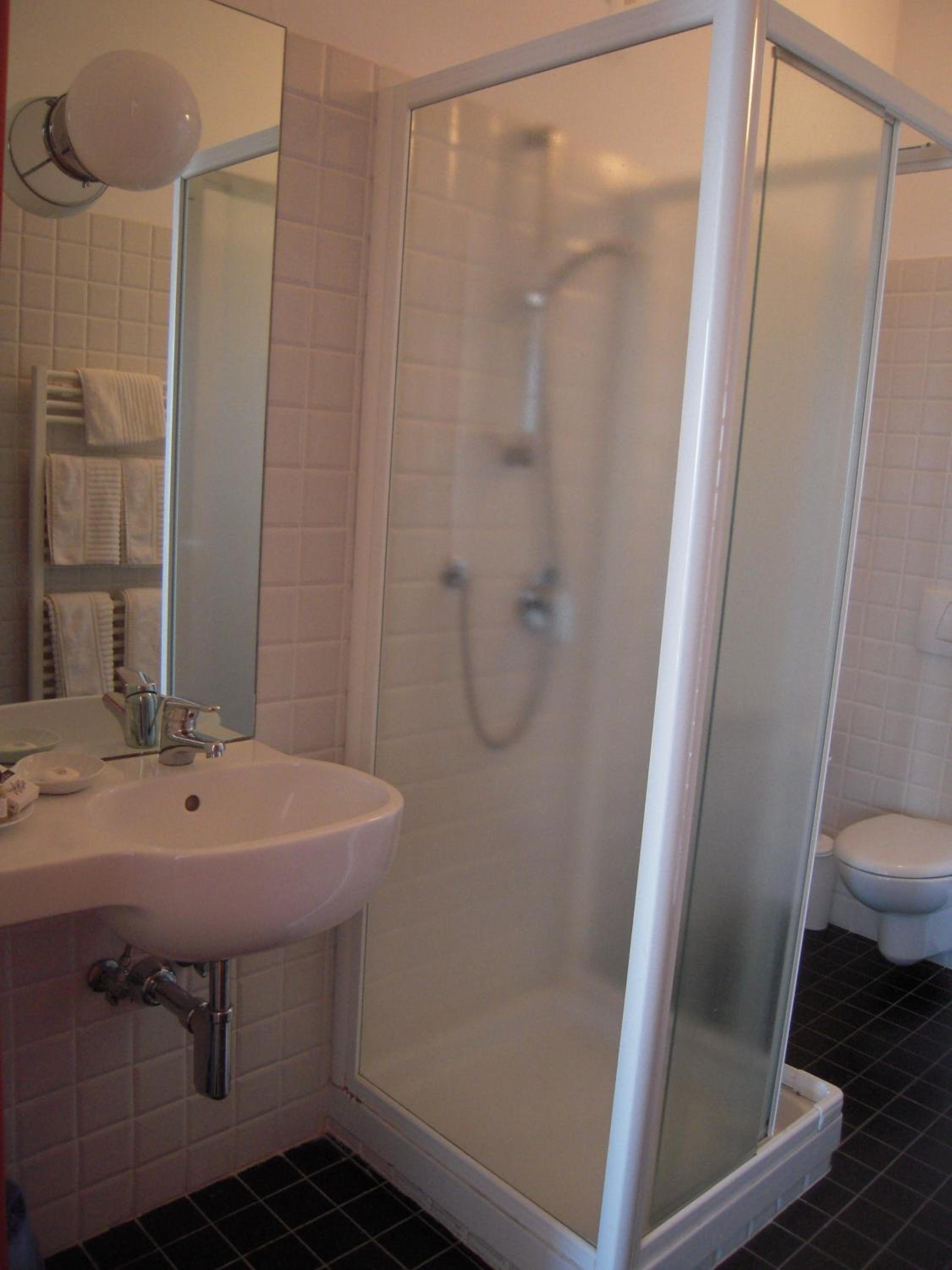 Junior Suite with Sea View - Photo 3
