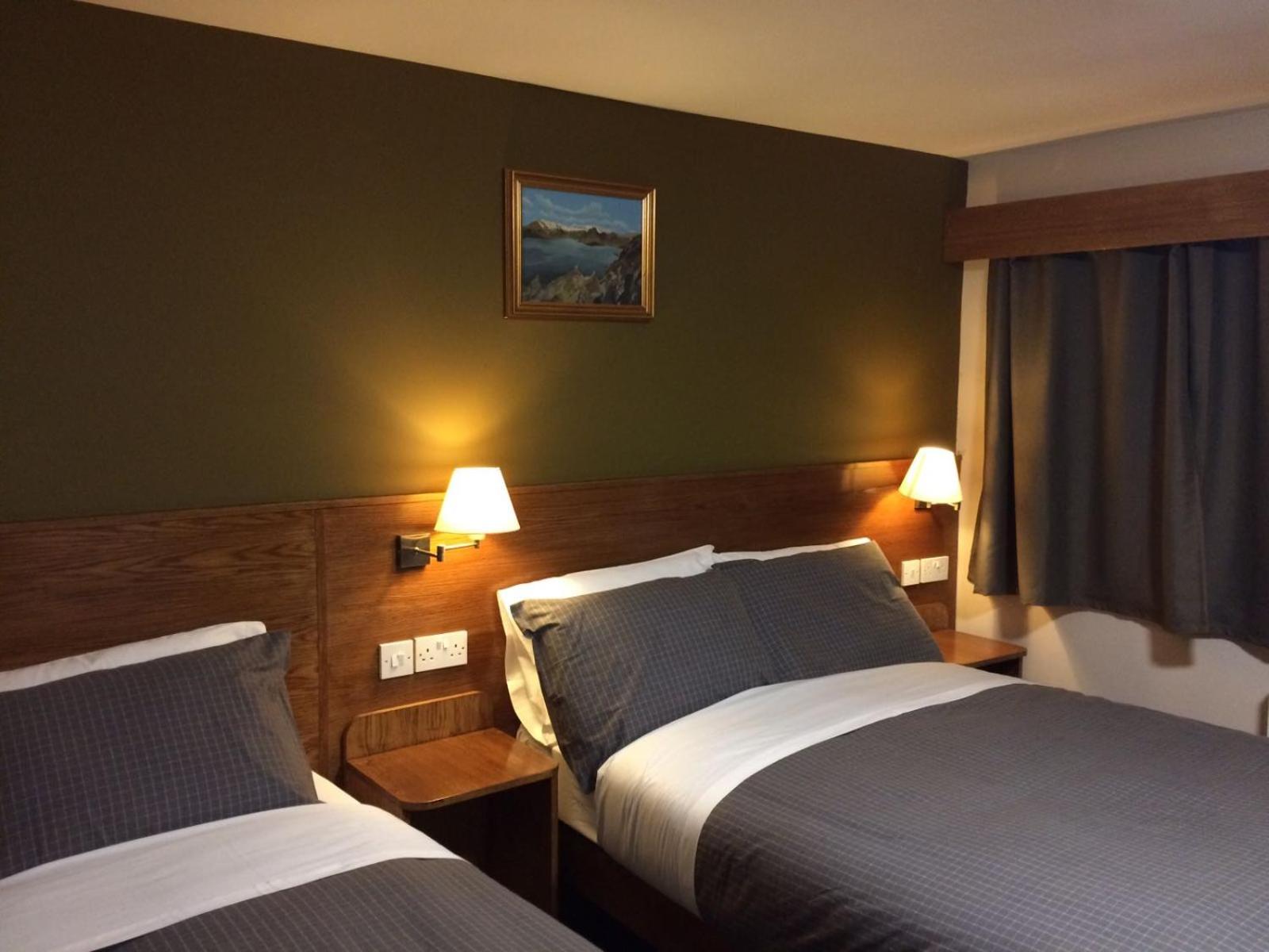 Deluxe Double or Twin Room