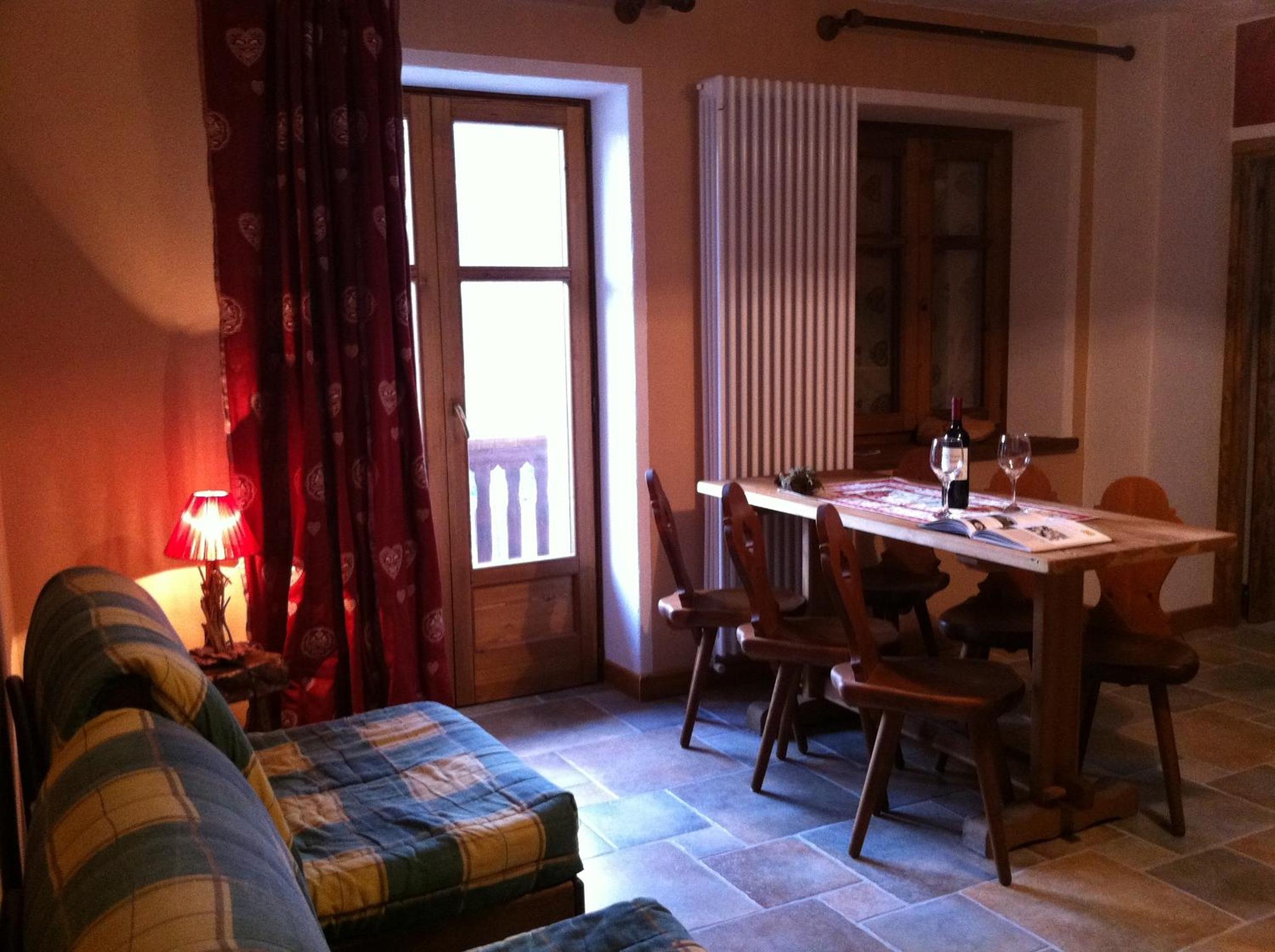 Apartment - Photo 1