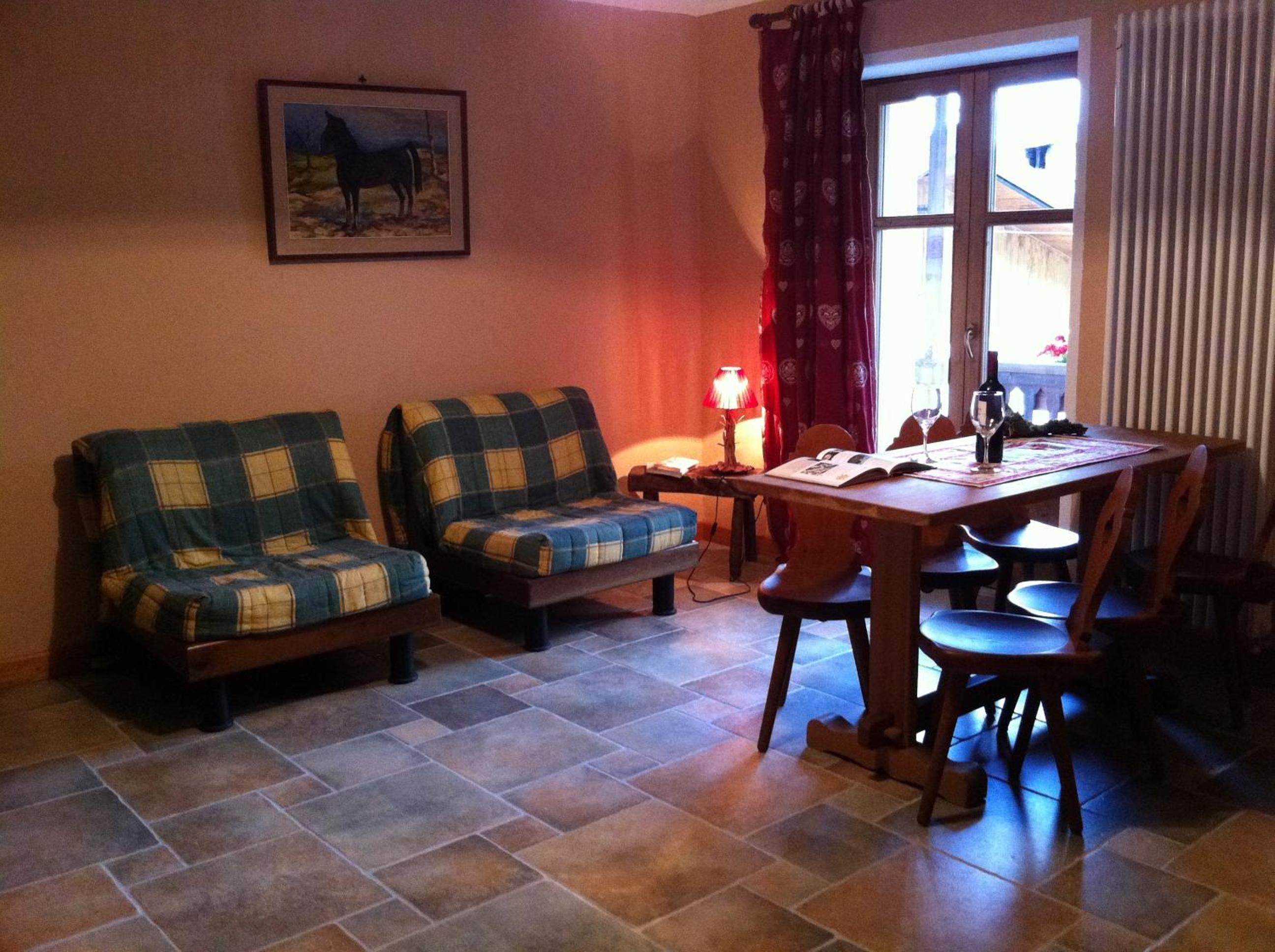 Apartment - Photo 2