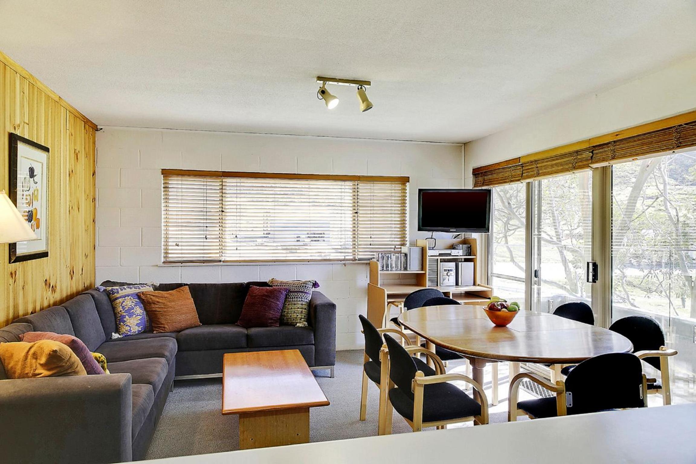 Three-Bedroom Value Apartment 8 Share
