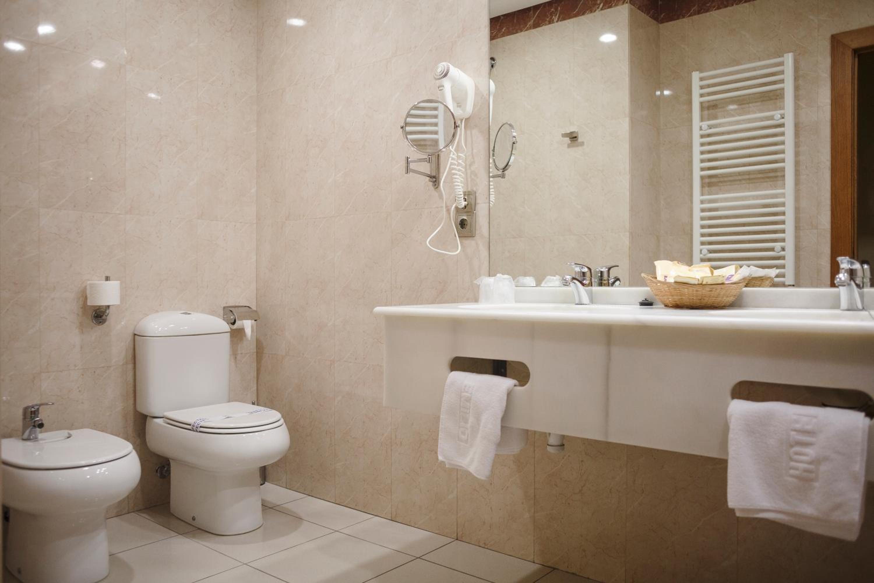 Superior Room - Photo 3