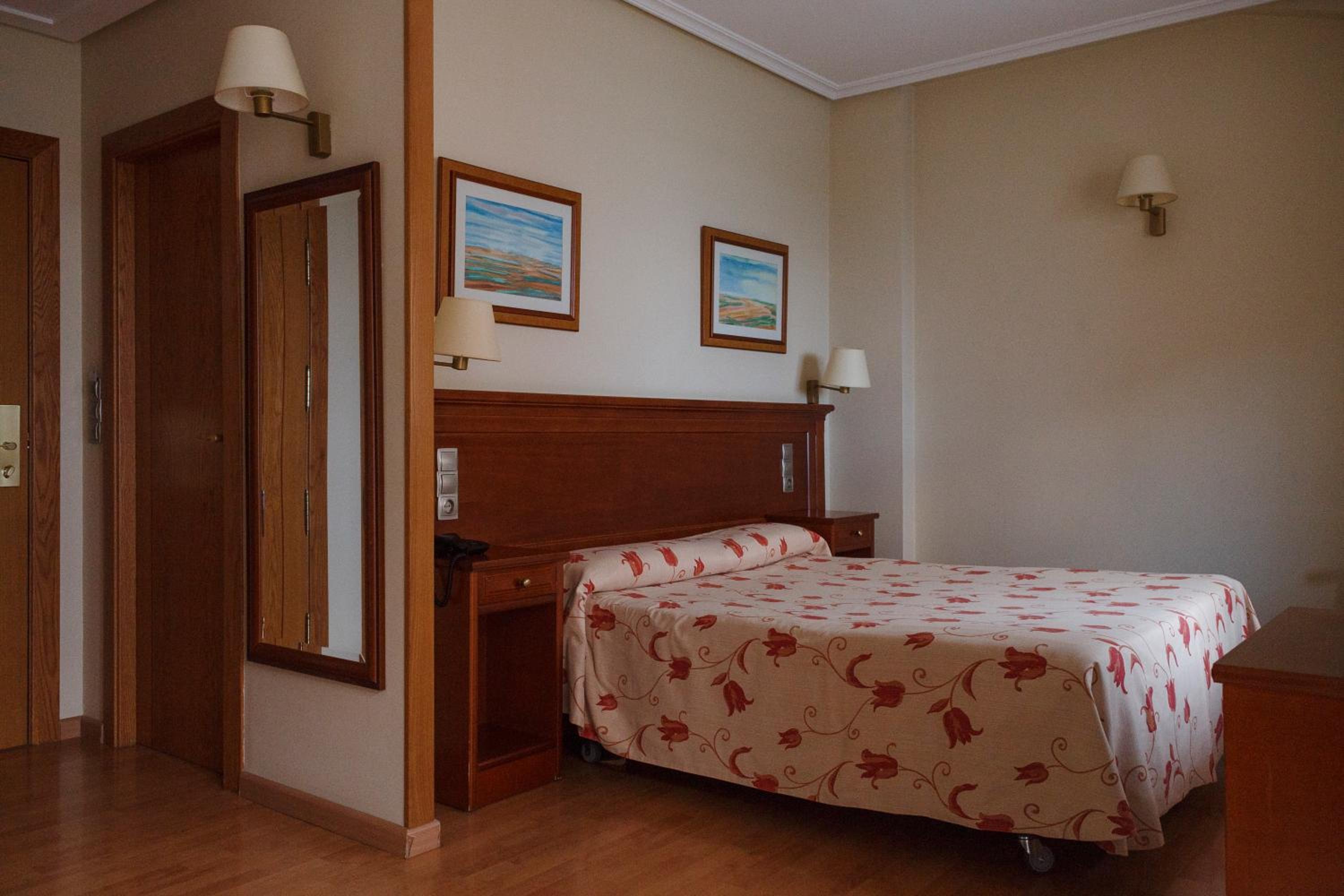 Superior Room - Photo 2