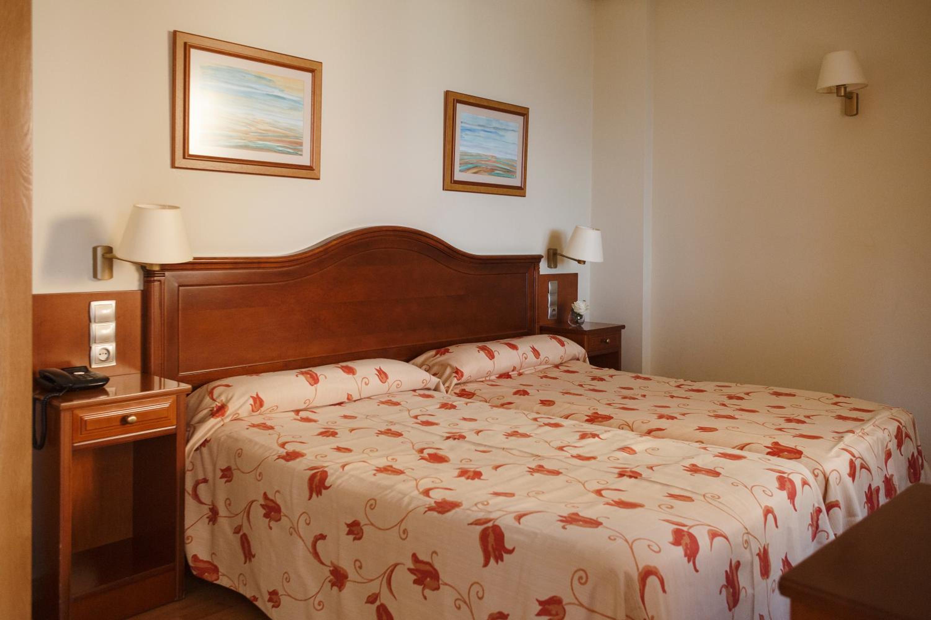 Superior Room - Photo 1