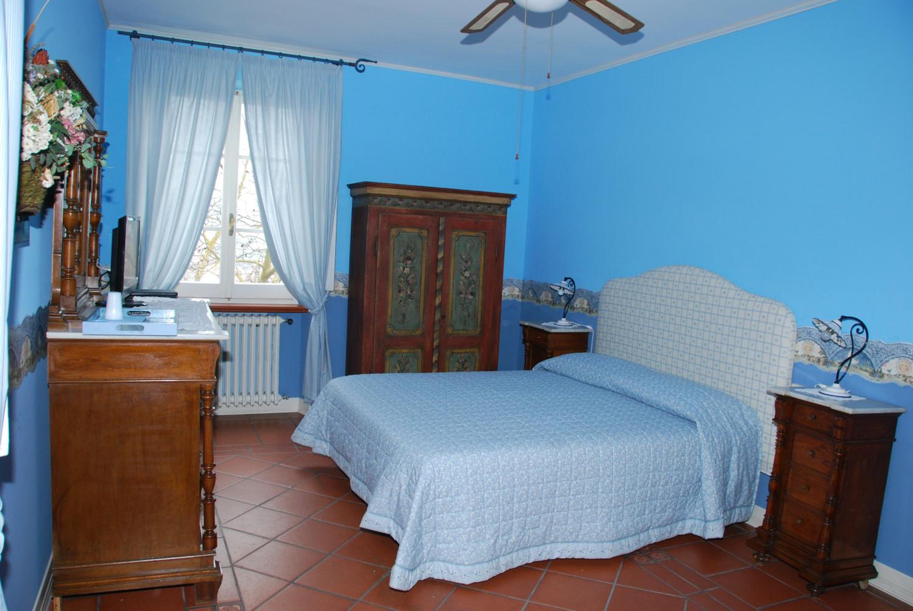 Double Room with Private Bathroom - Photo 1