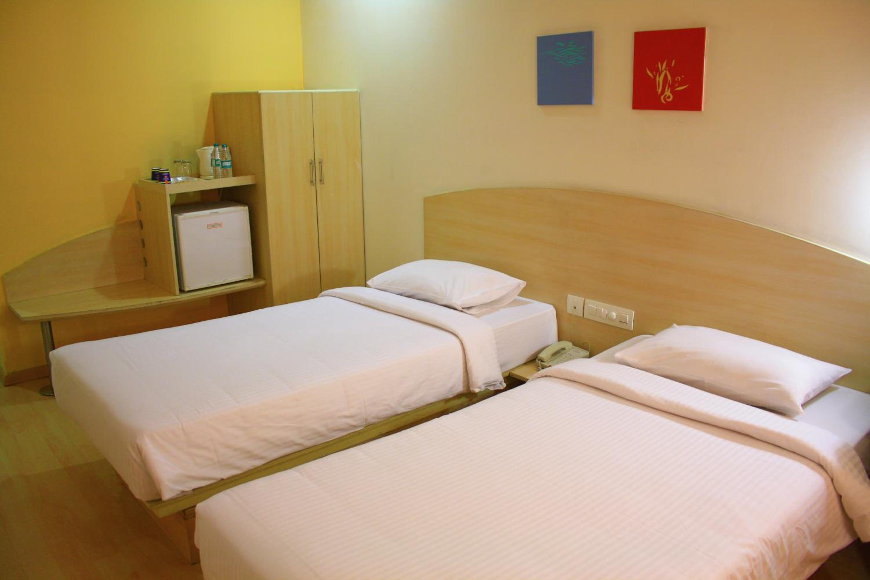 Superior Twin Room - Photo 6