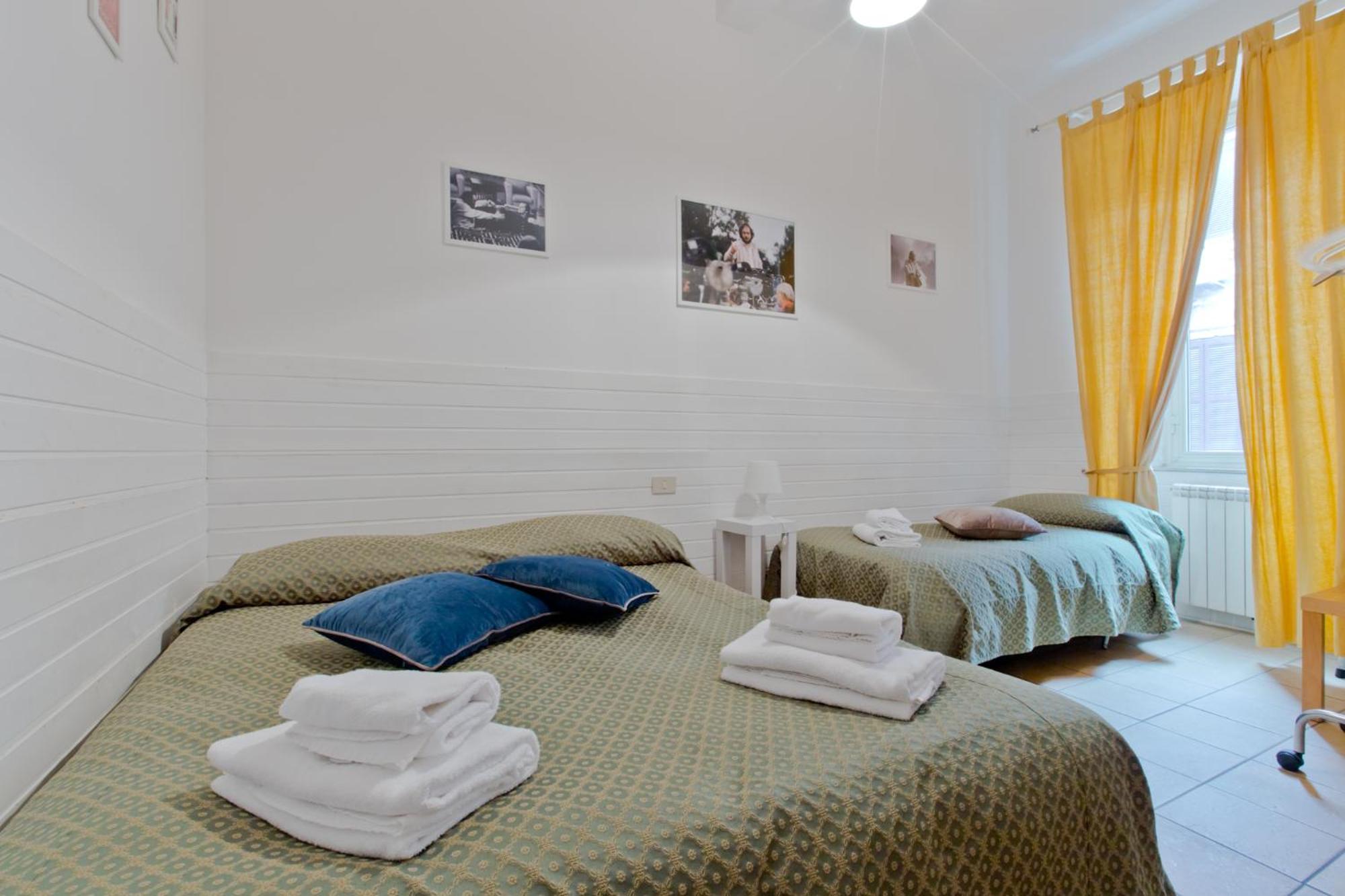 Triple Room With Private Bathroom photo 1