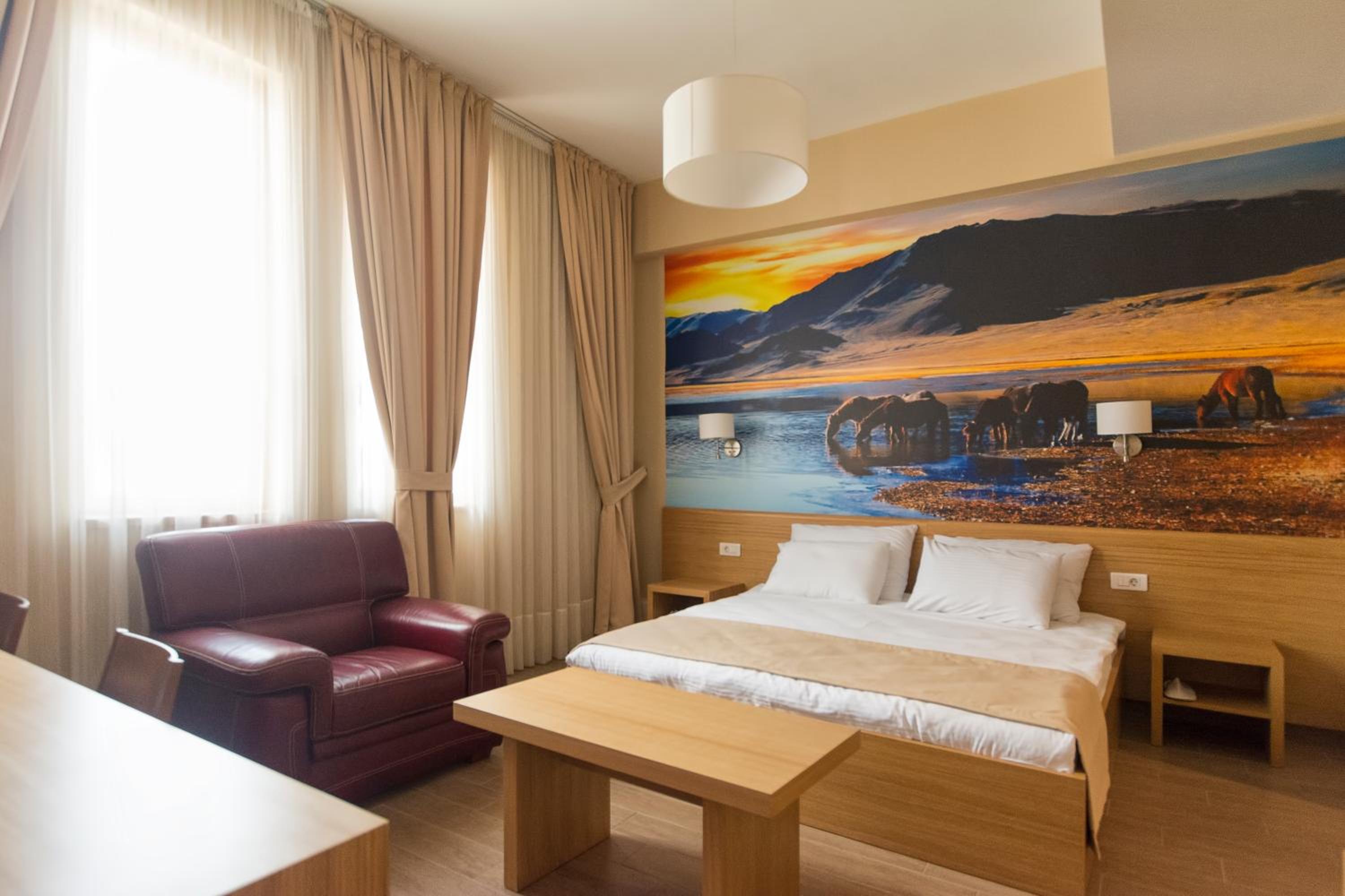 Deluxe Apartment