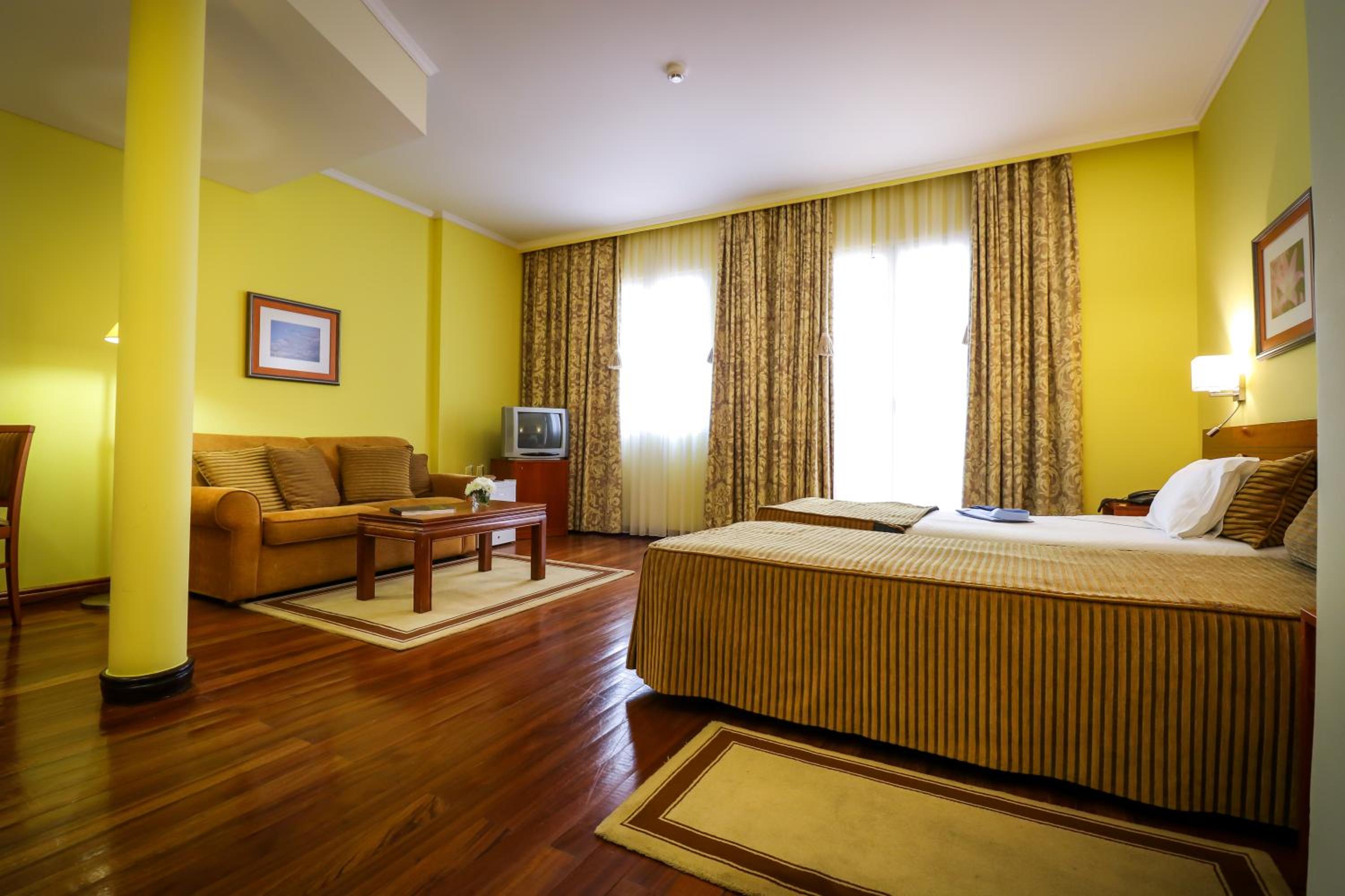 Executive Room photo 1