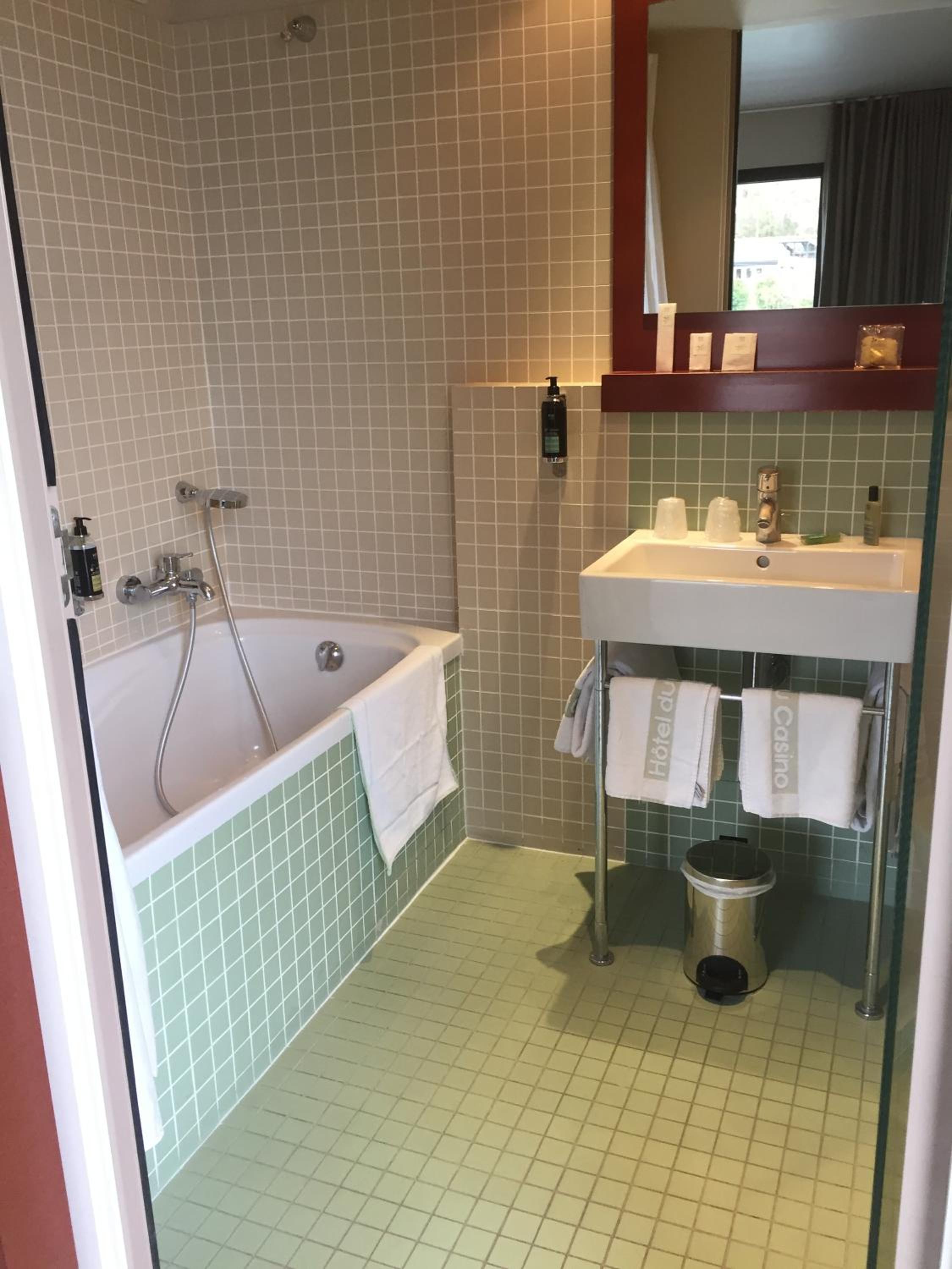 Premium Double Room - Photo 4