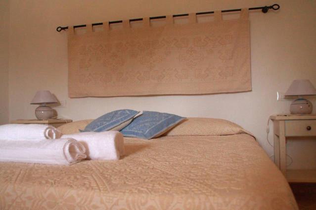 Three-Bedroom House photo 3