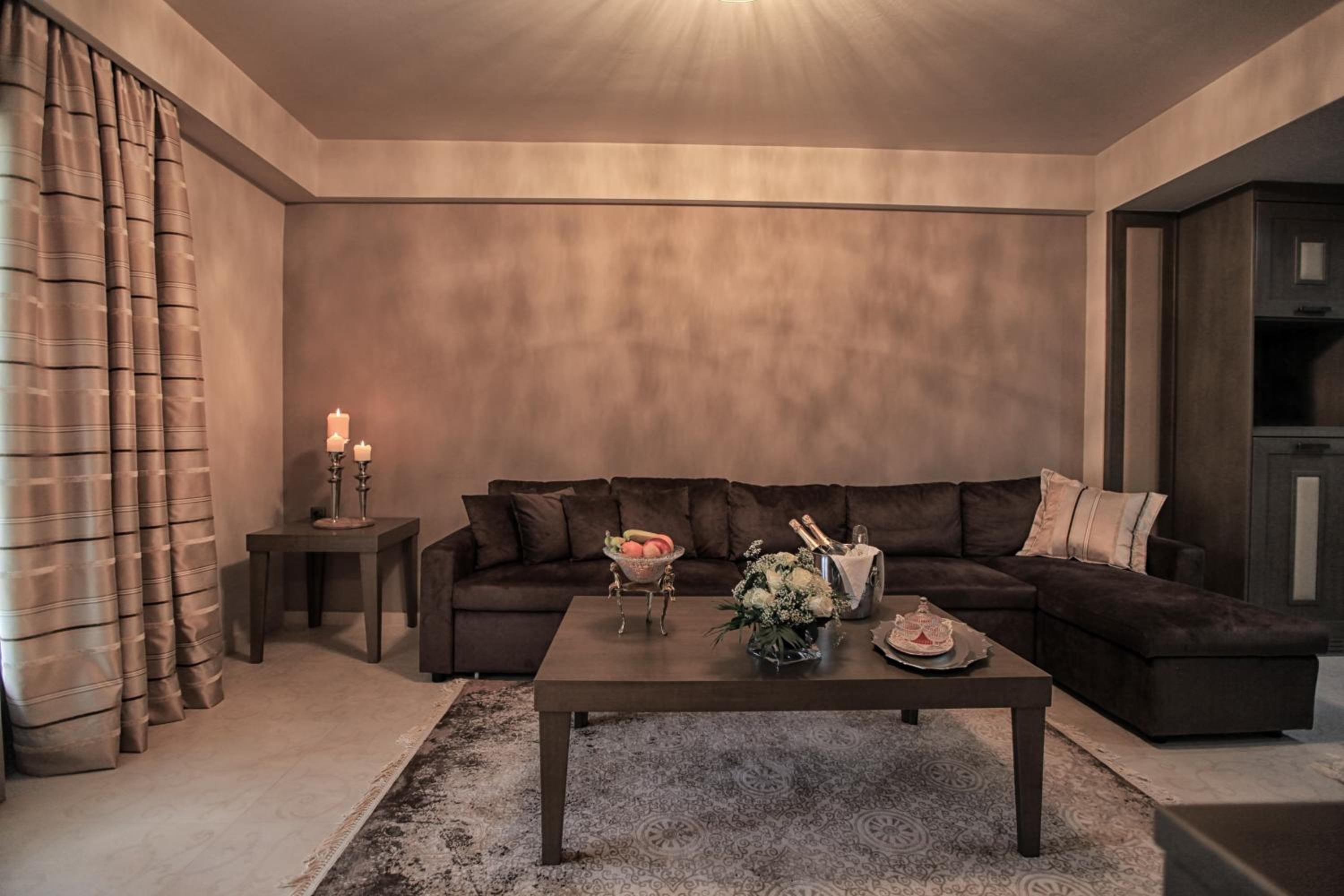 Standard Suite