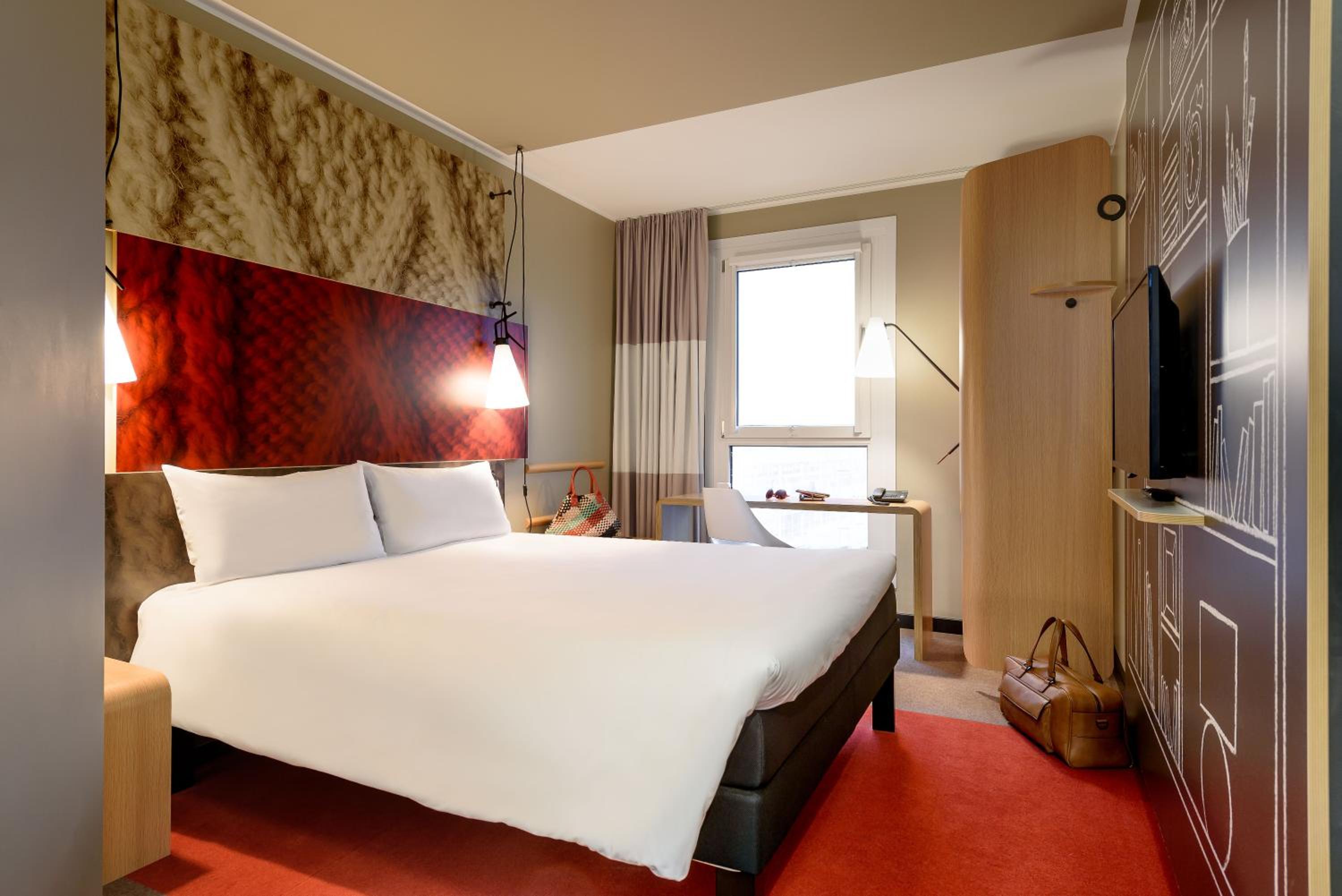 Double Room thumbnail 6