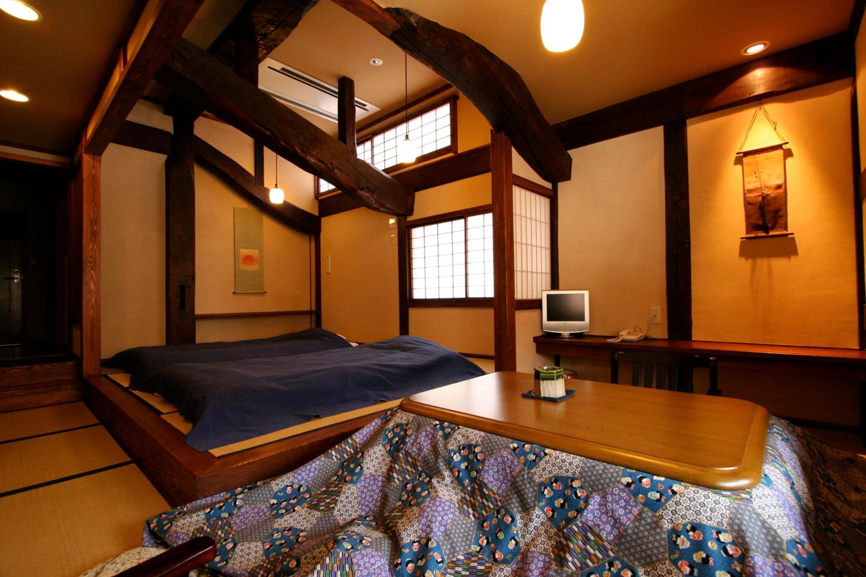 Japanese-Style Standard Room with Shared Bathroom - River View - Photo 1