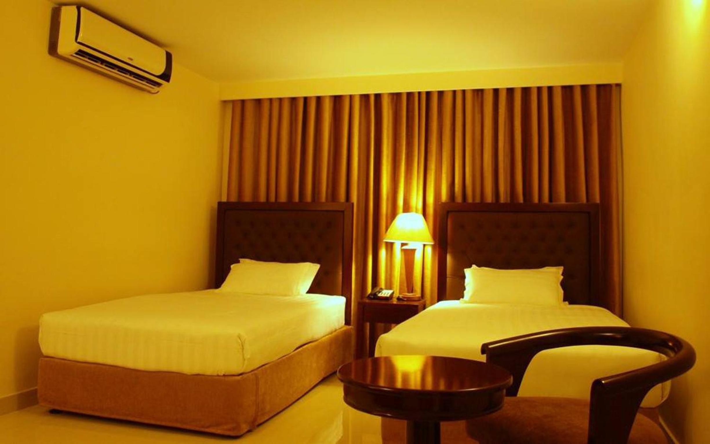 Deluxe Twin Room