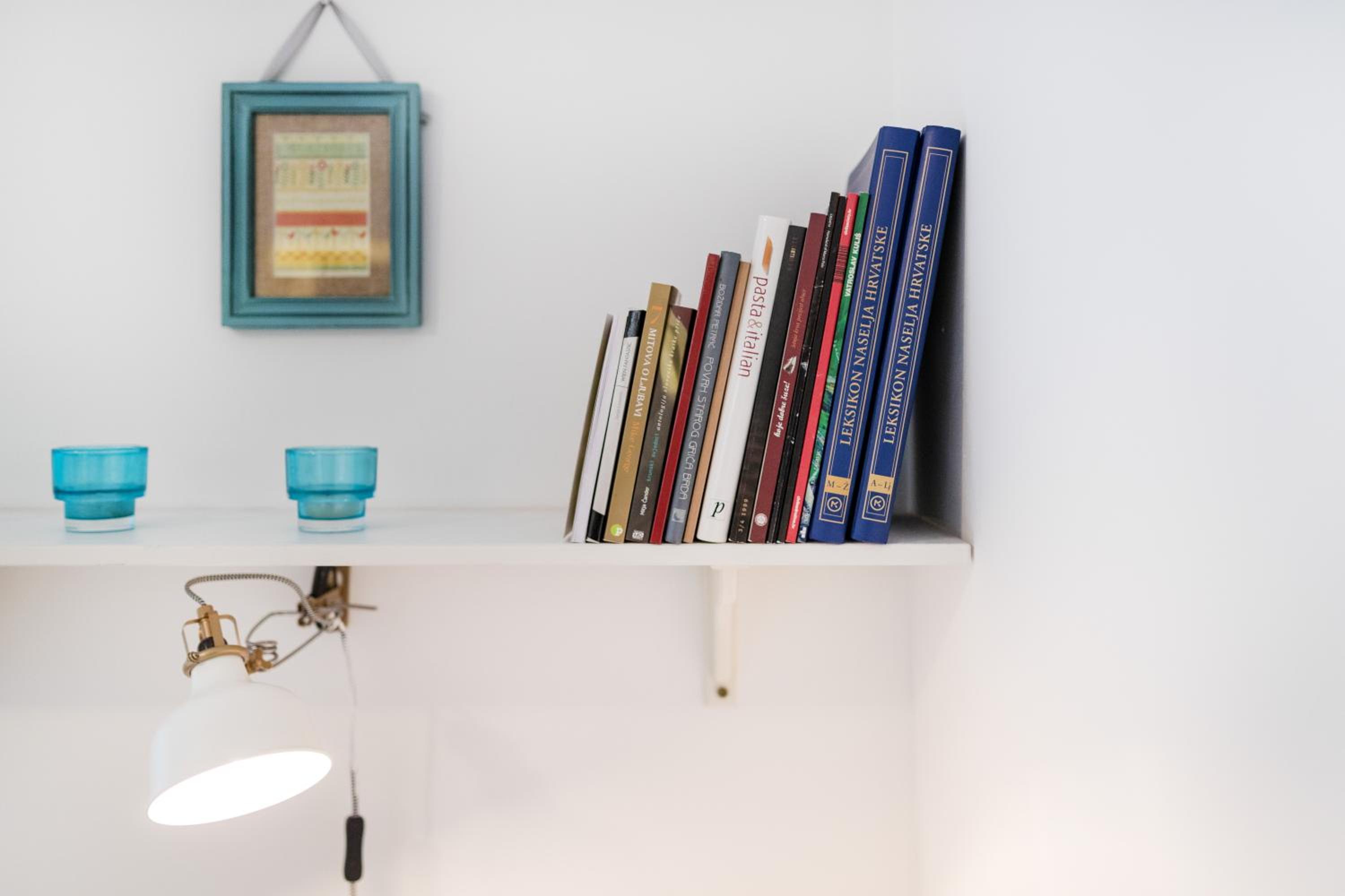 Studio Apartment - Photo 19