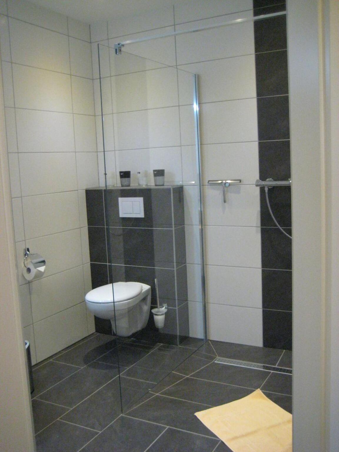 Four-Bedroom Apartment photo 3