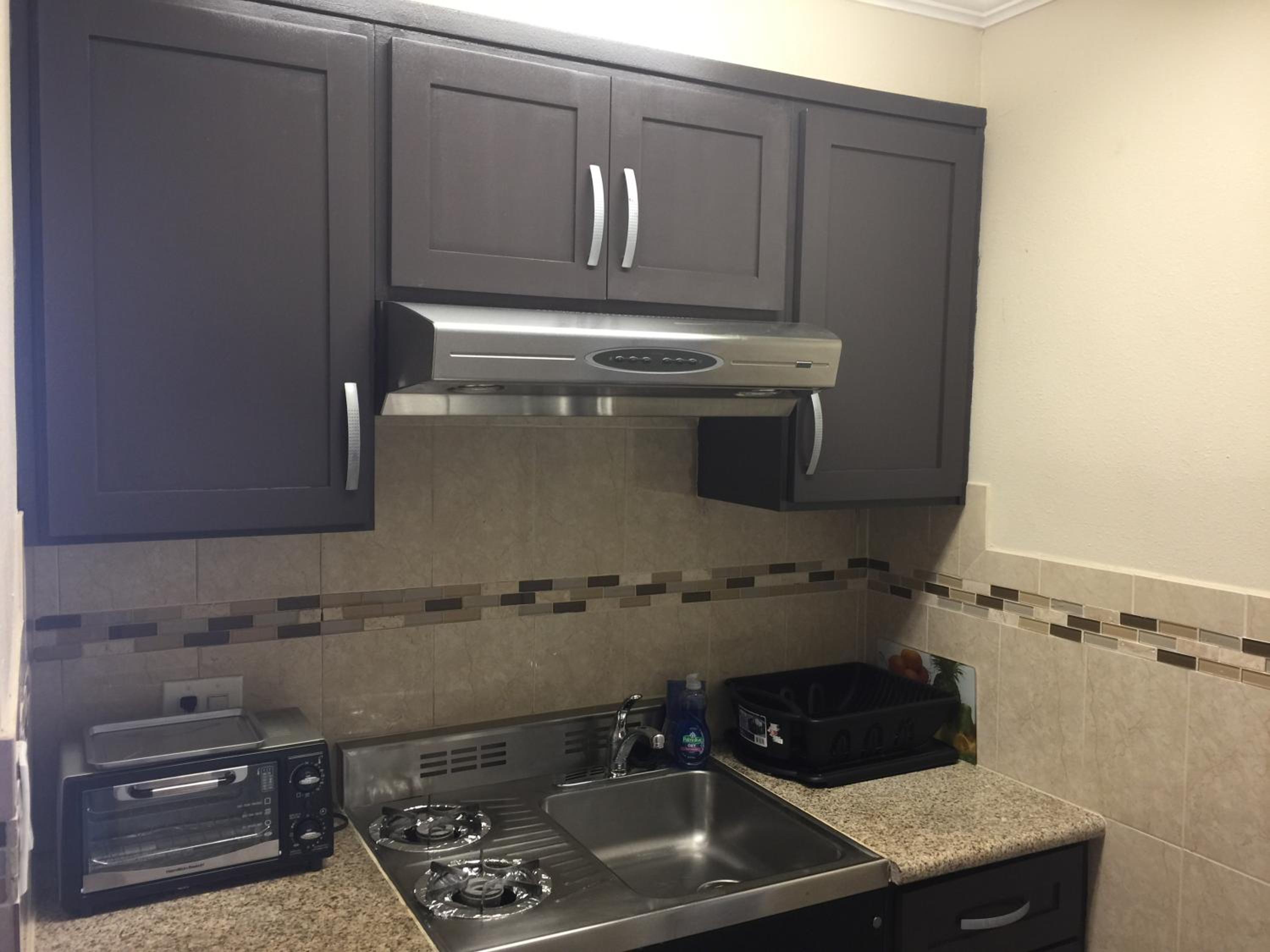 Deluxe Family Suite - Photo 2