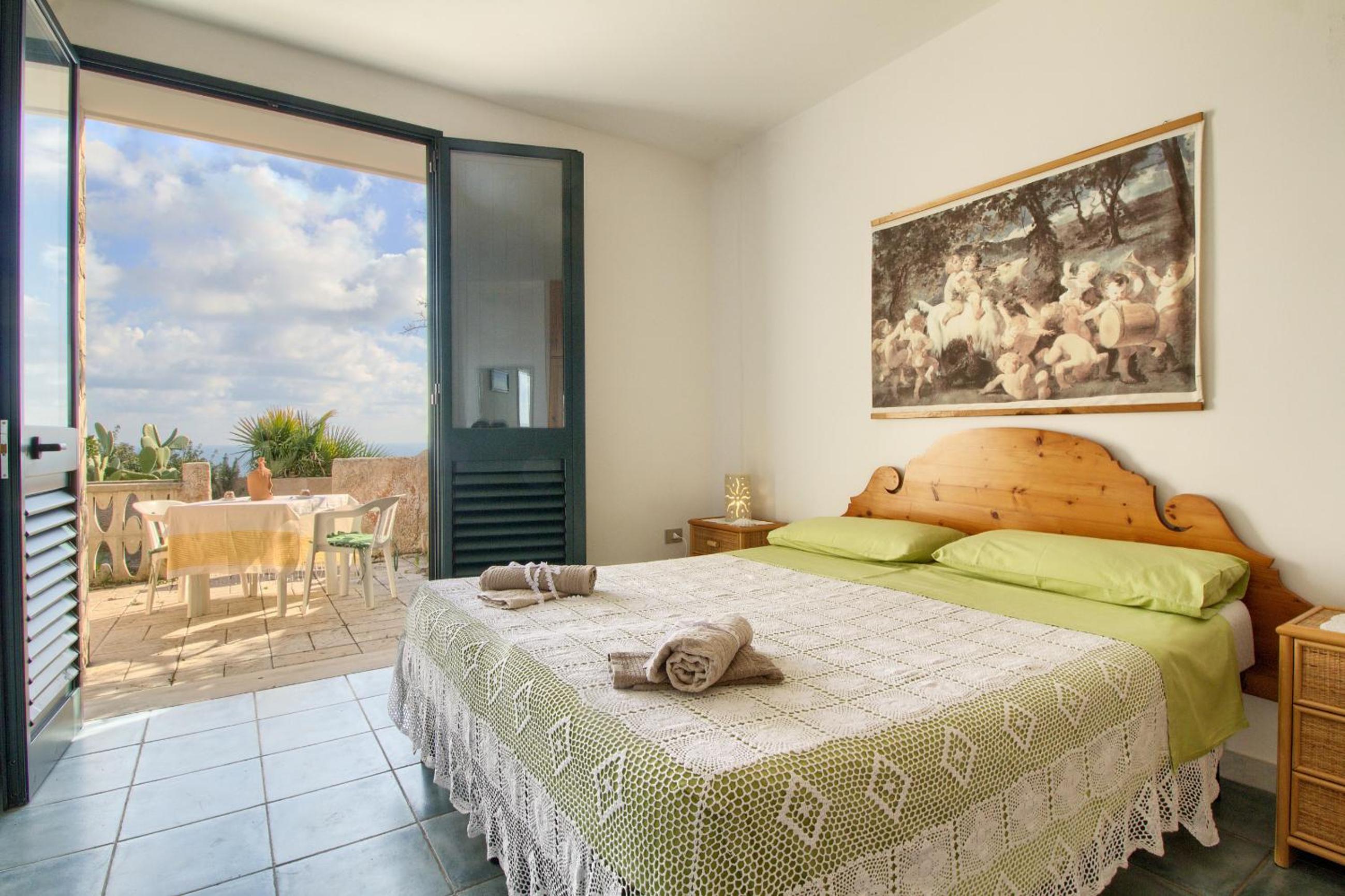 Studio Apartment With Sea View