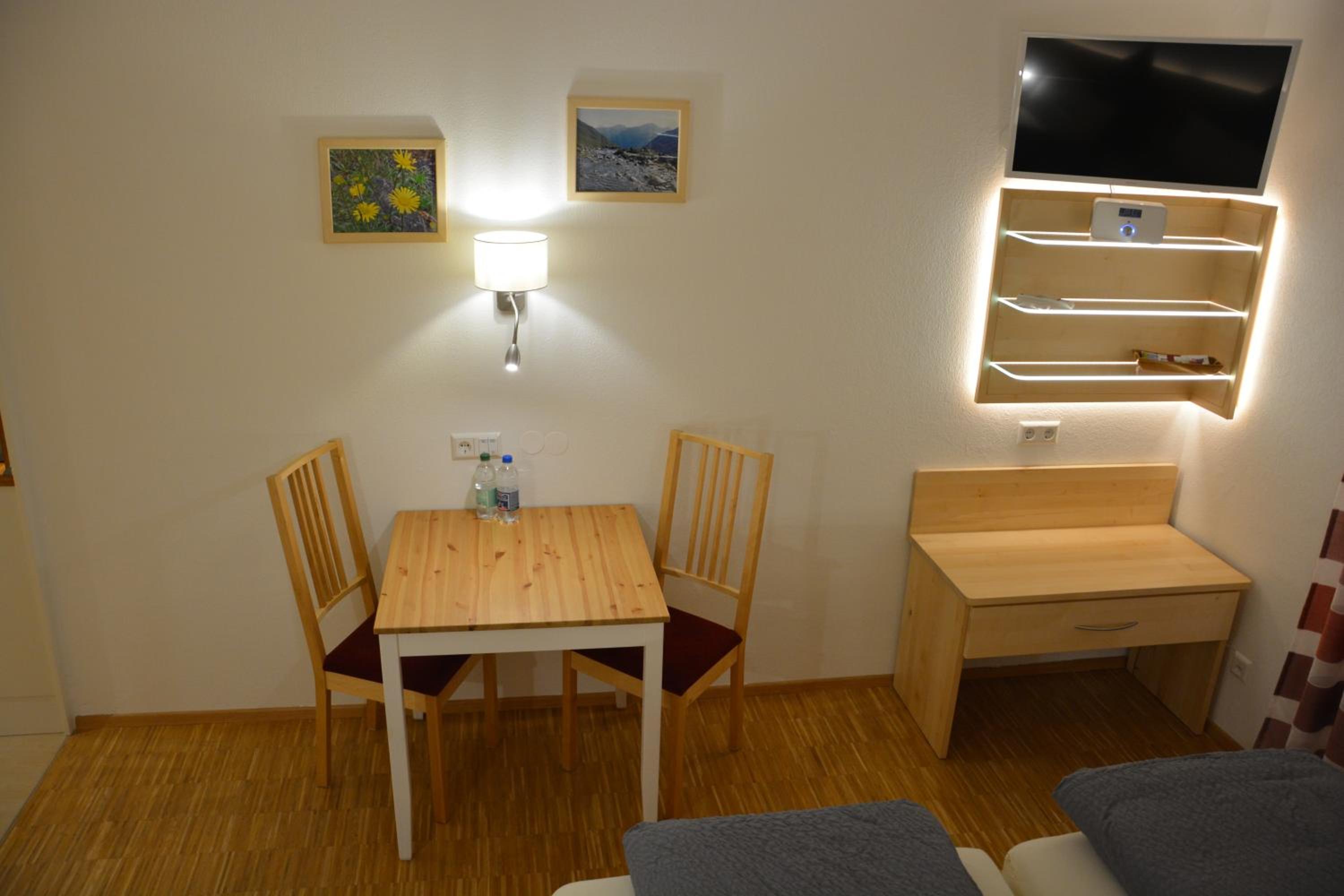 Deluxe Double Room photo 2