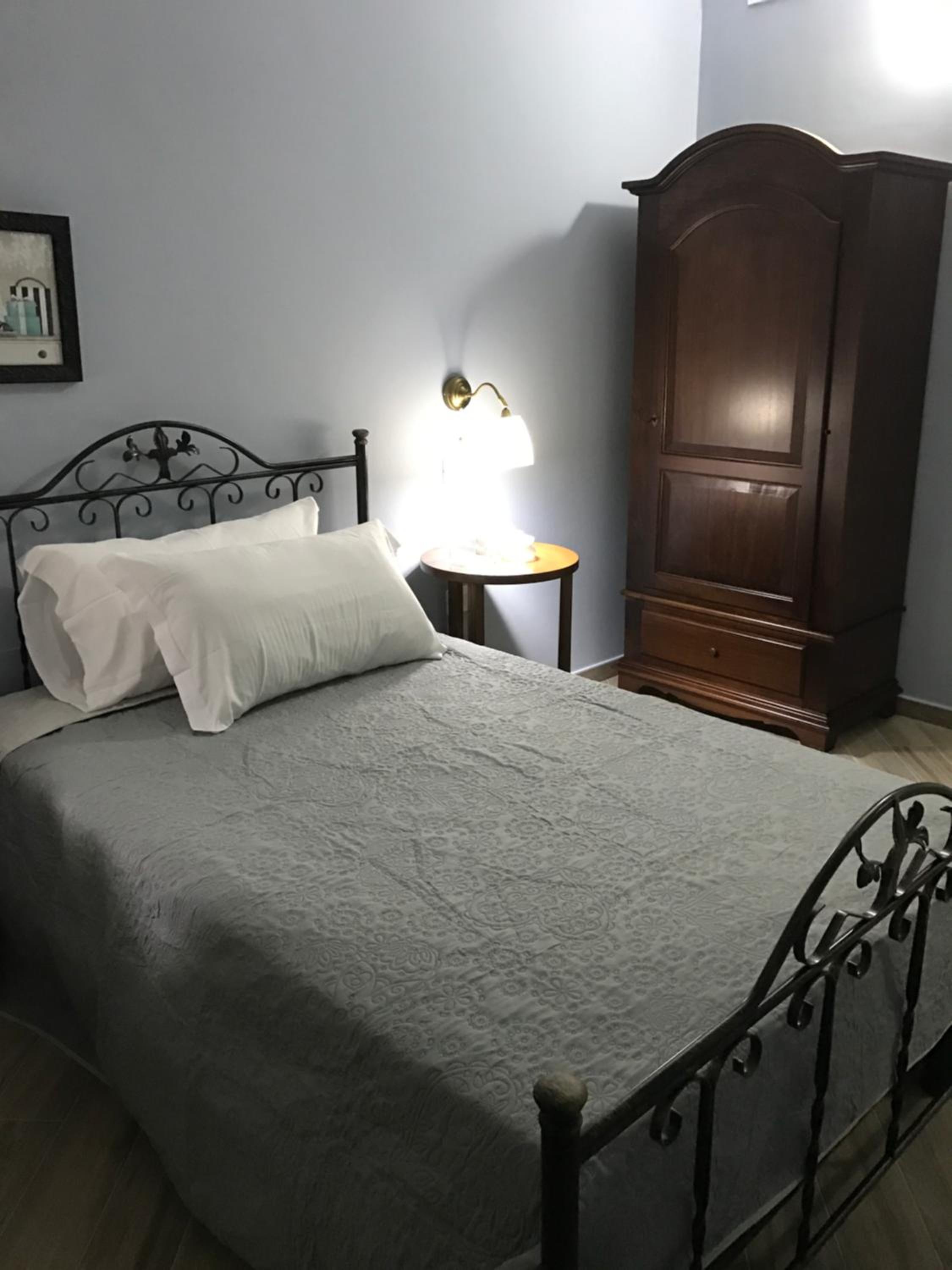 Large Single Room photo 1