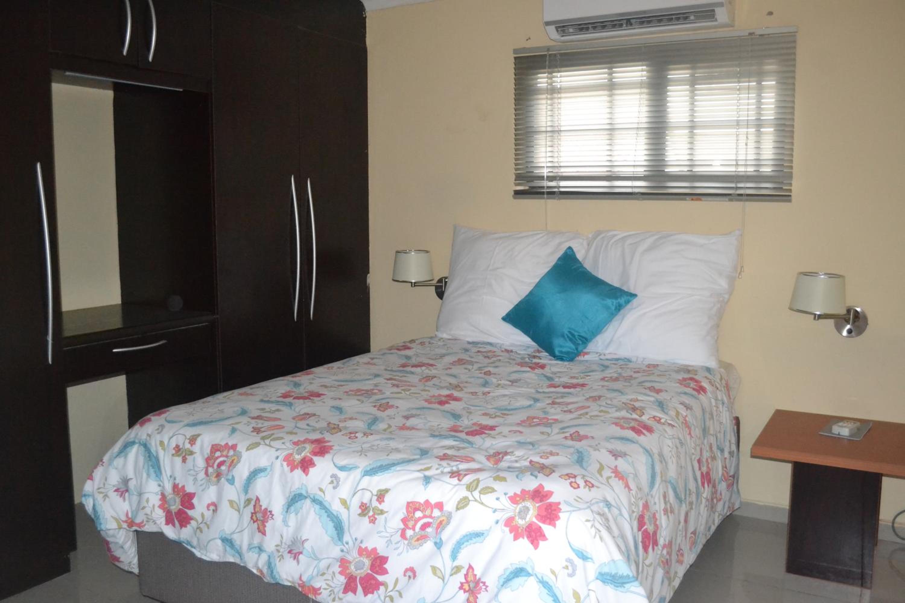 Standard Double Room photo 3