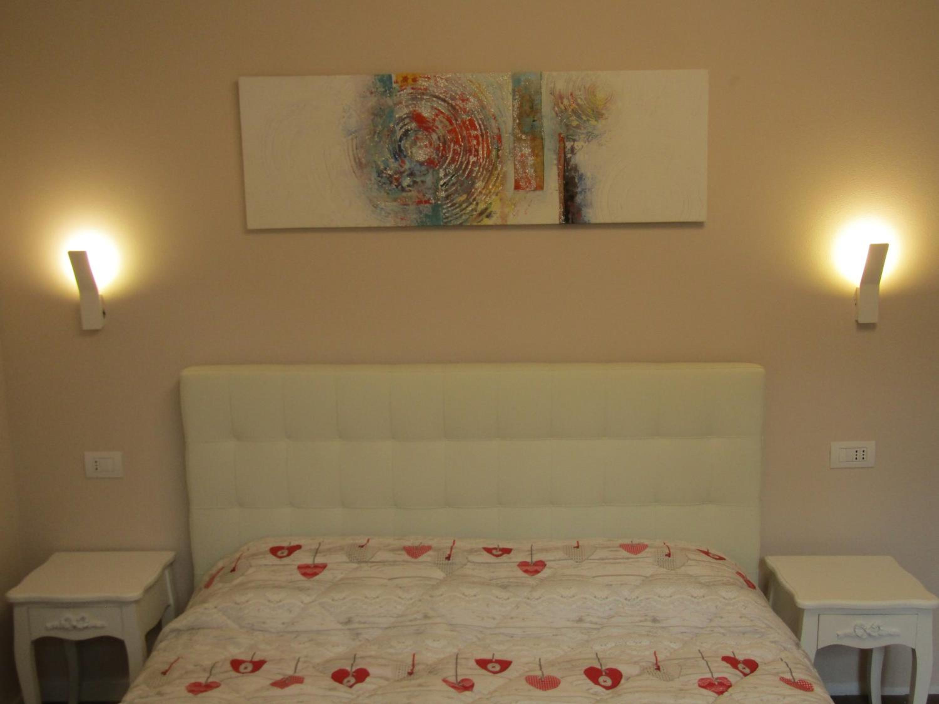 Deluxe King Room photo 1