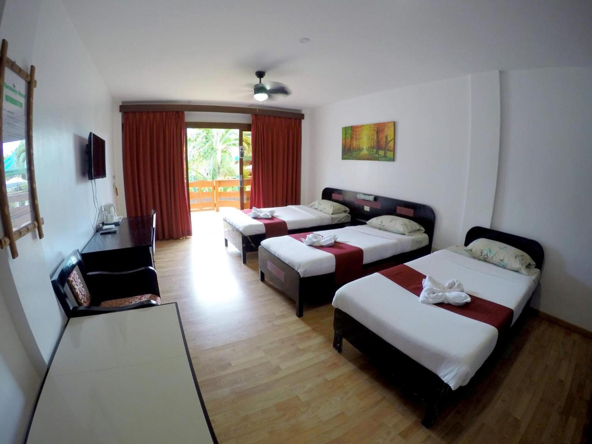Triple Room
