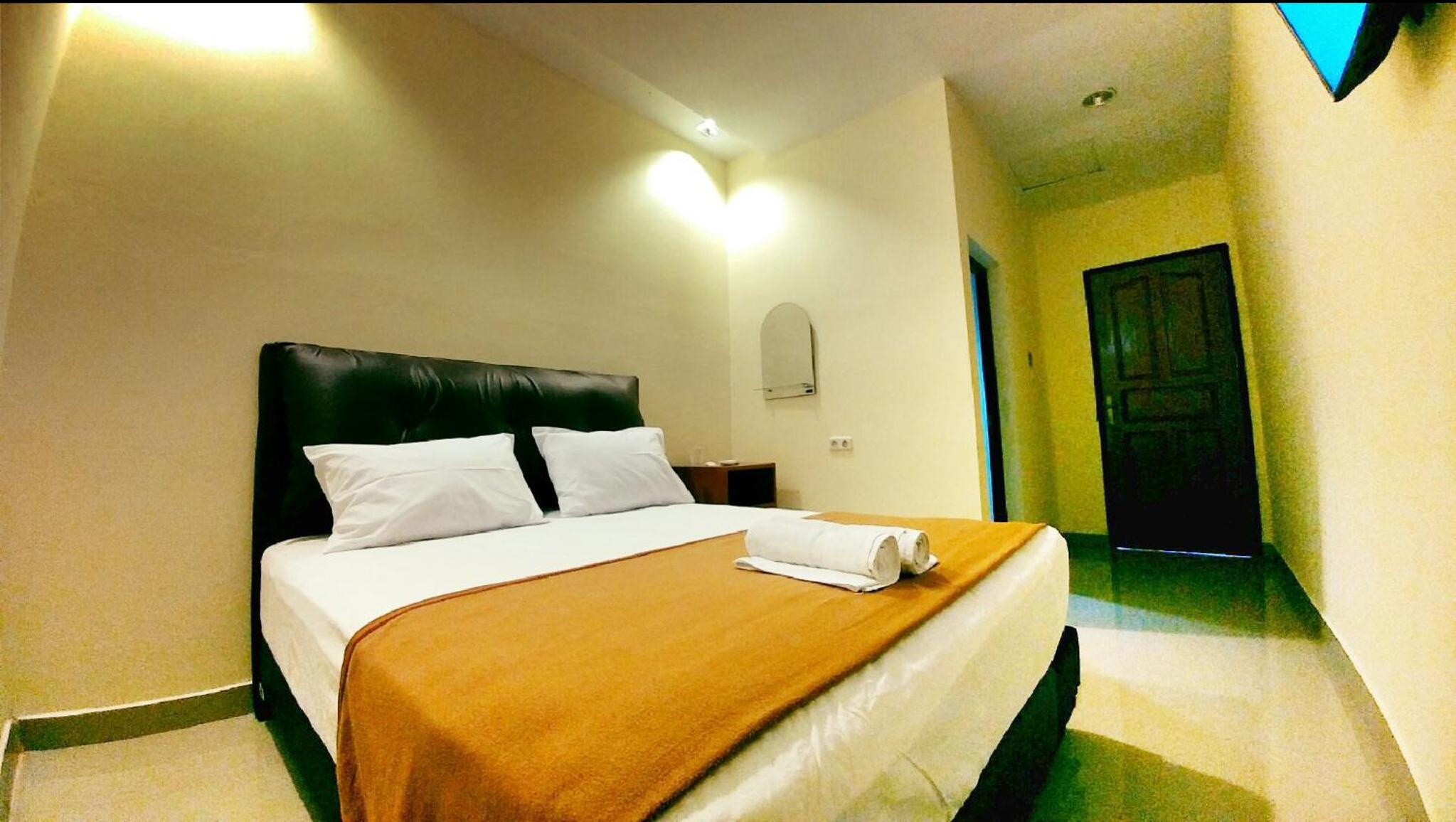 Superior Double or Twin Room - Photo 1