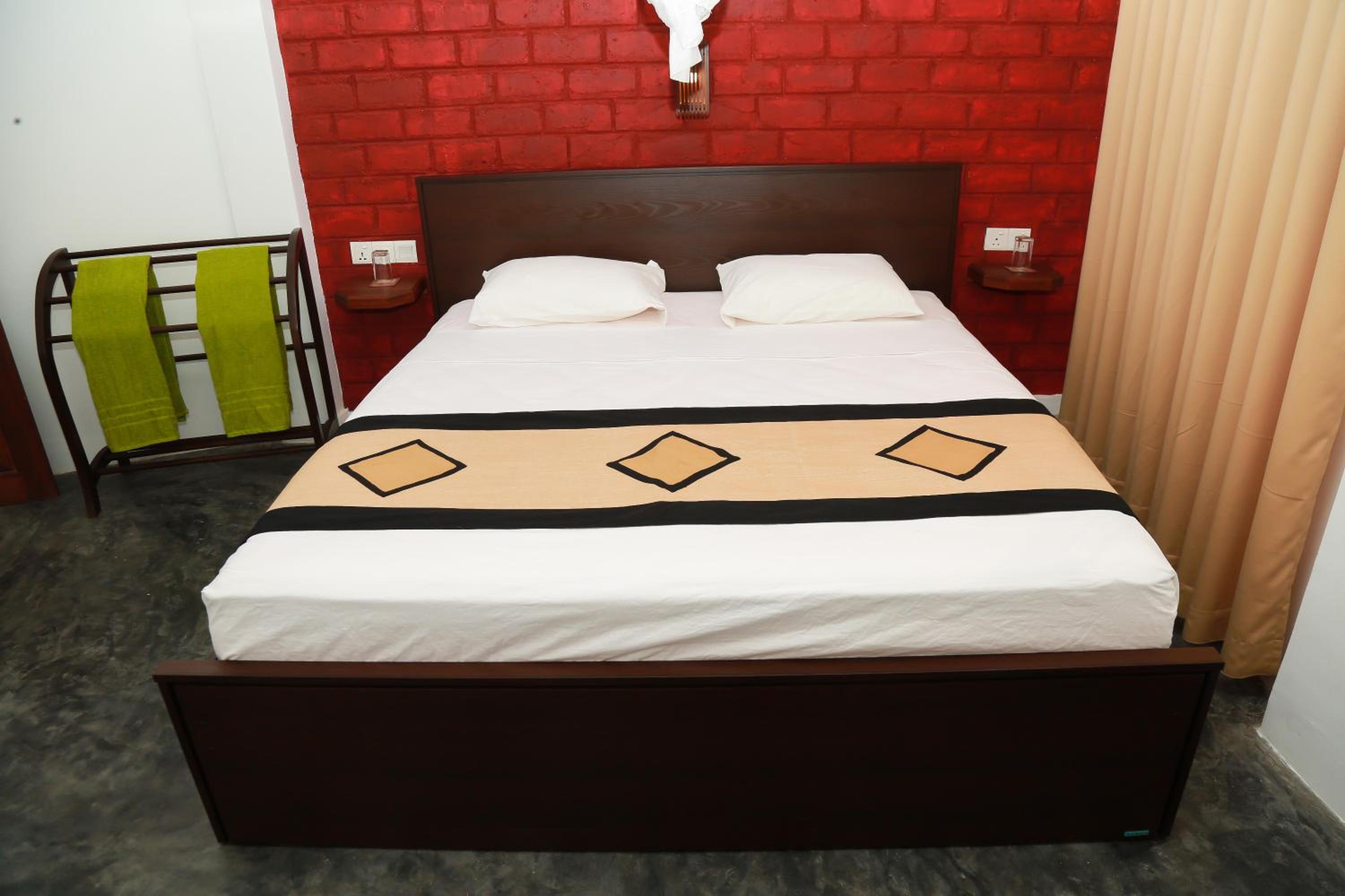 Deluxe Double Room with Balcony and Sea View photo 1