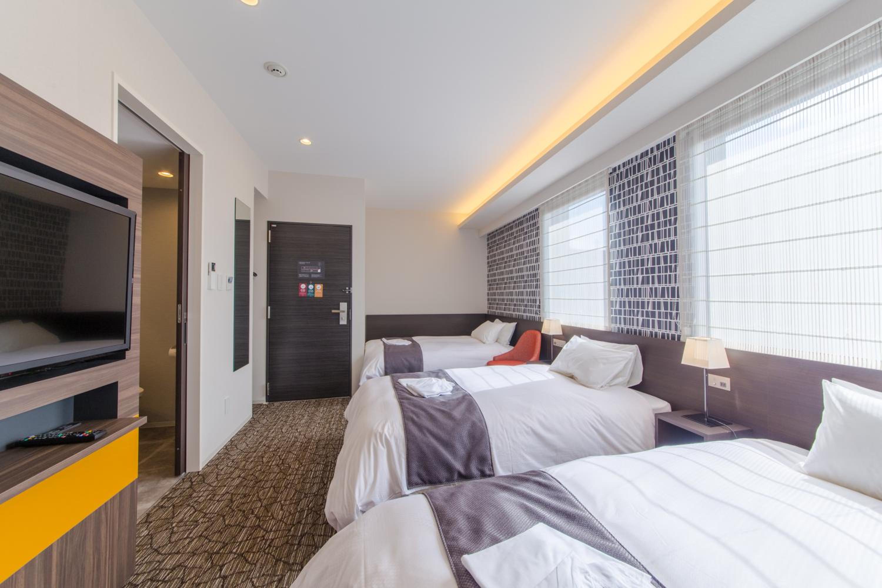 Triple Room