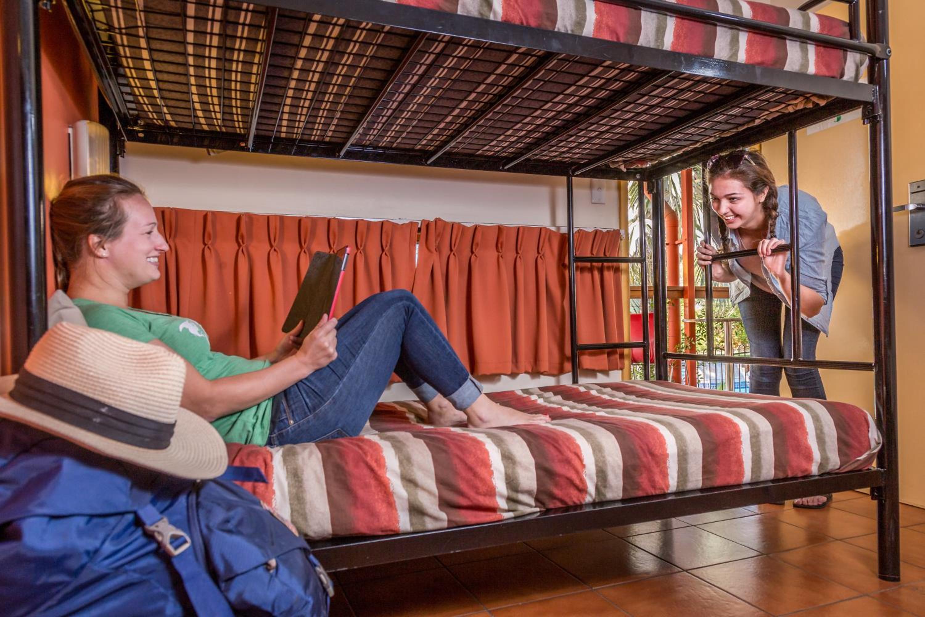 Single Bed in 4-Bed Female Dormitory Room photo 3