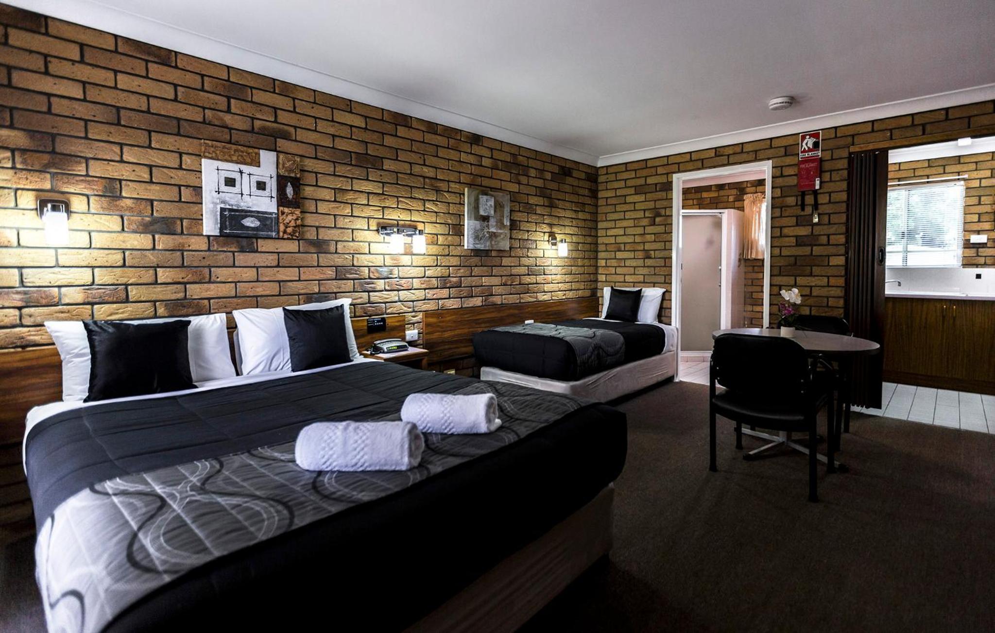 Double or Twin Room with Kitchennette photo 3