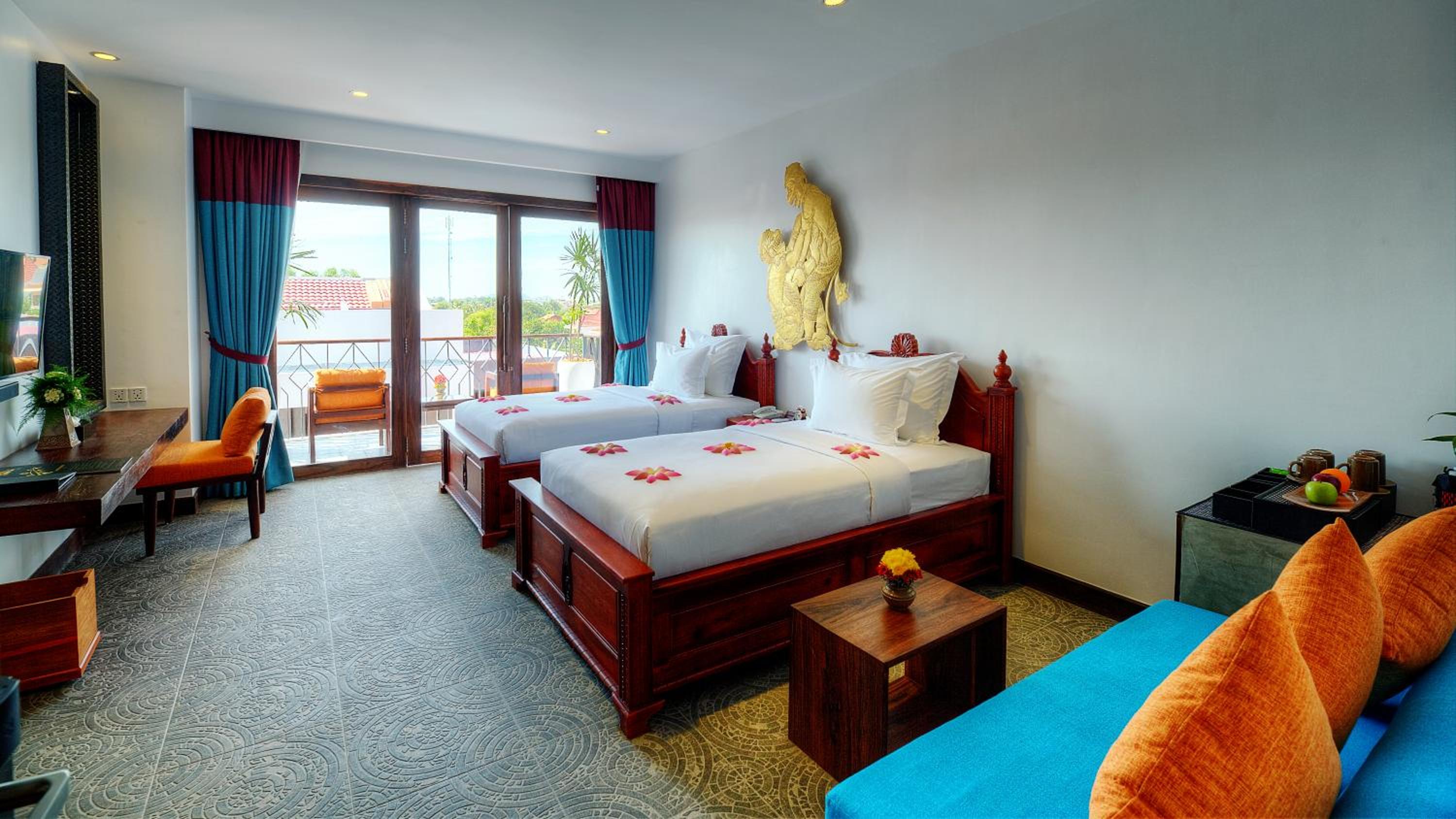 Premier Suite Twin Pool View - Free USD15 Credit Spa photo 3