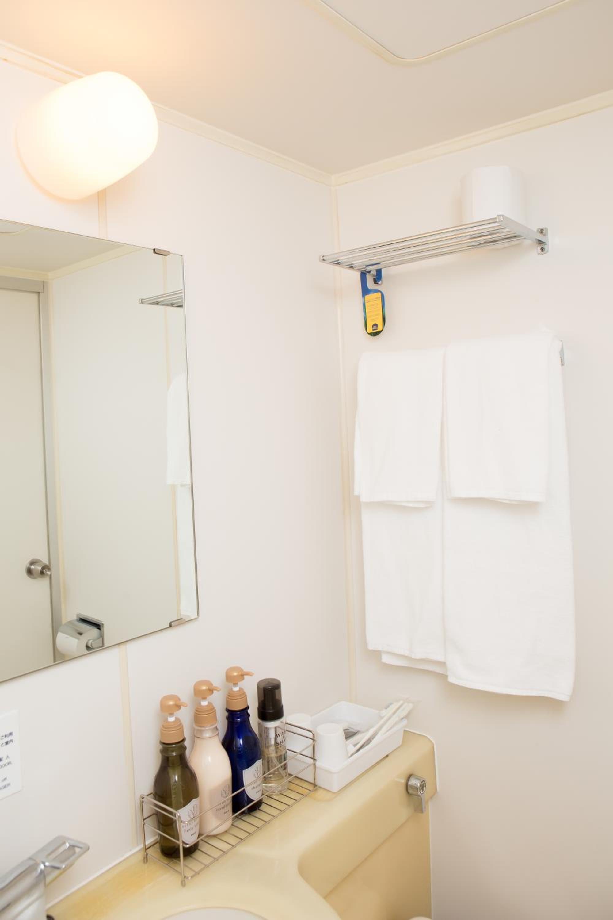 Single Room - Non-Smoking photo 3